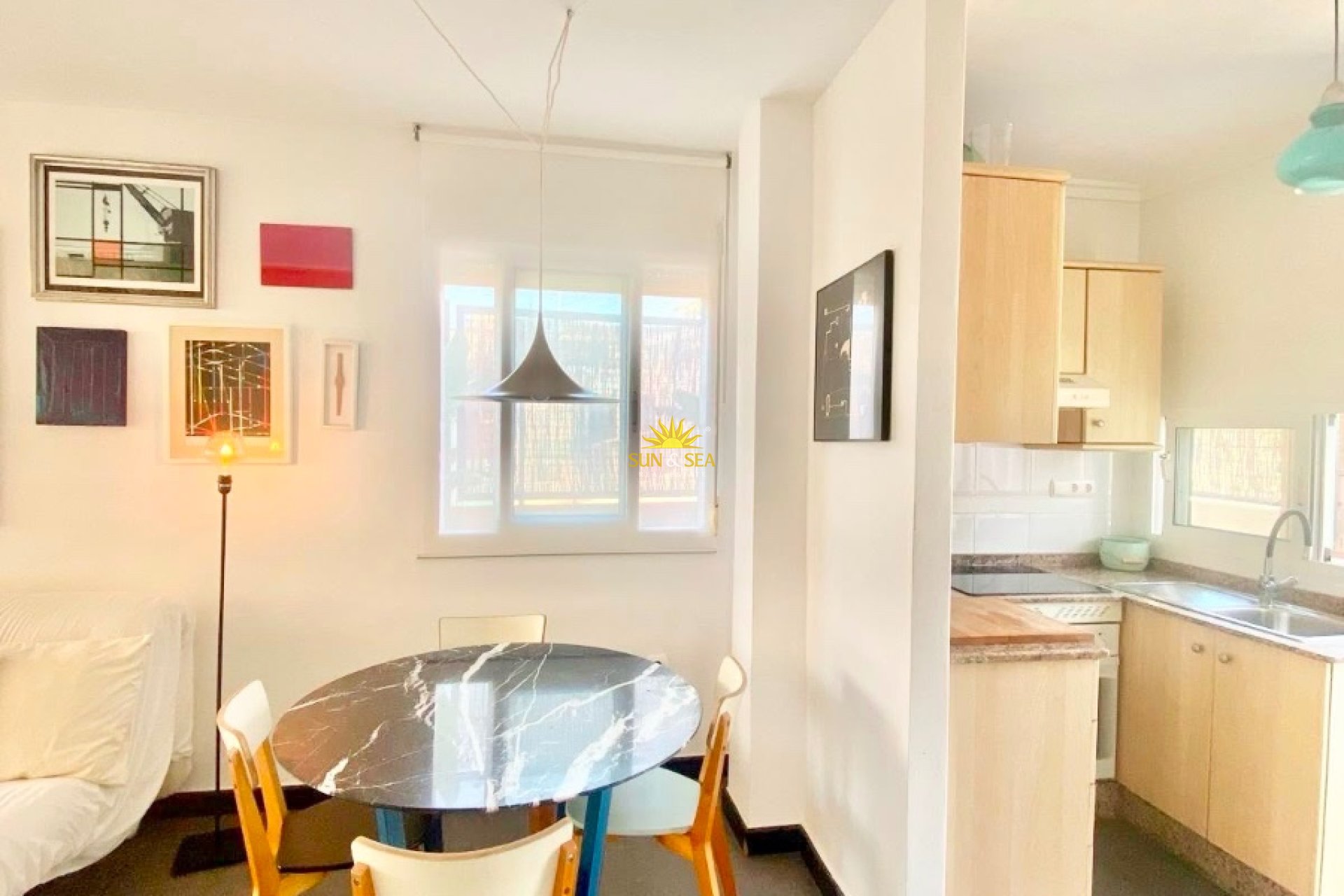 Kurzzeit-Vermietung - Wohnung - 