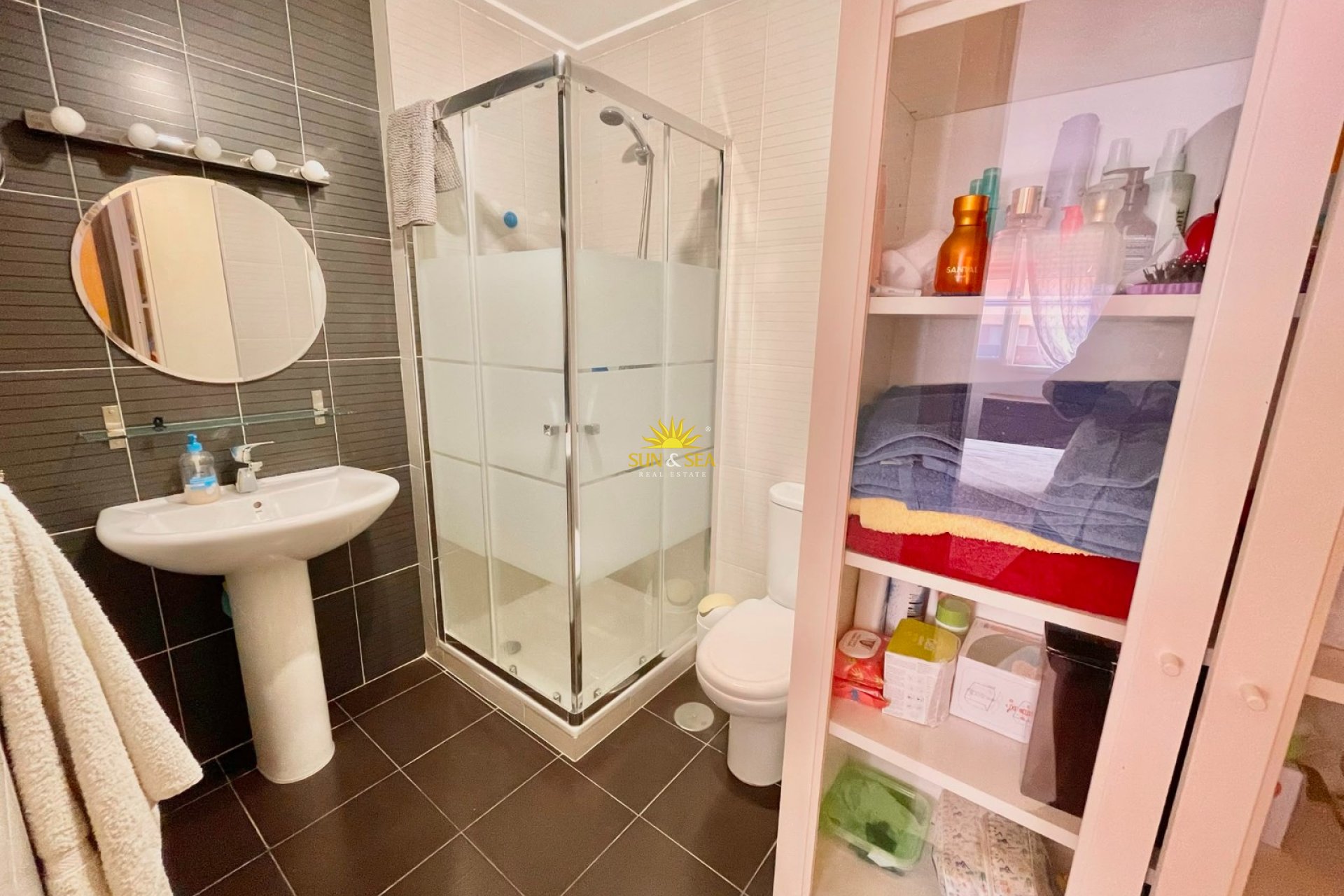 Kurzzeit-Vermietung - Wohnung - 