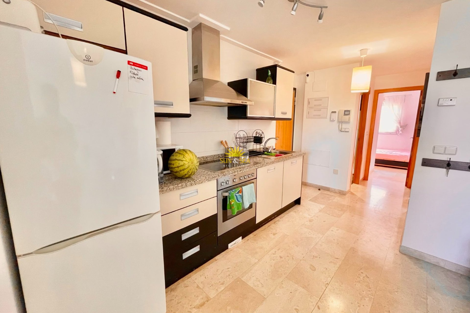 Kurzzeit-Vermietung - Wohnung - 