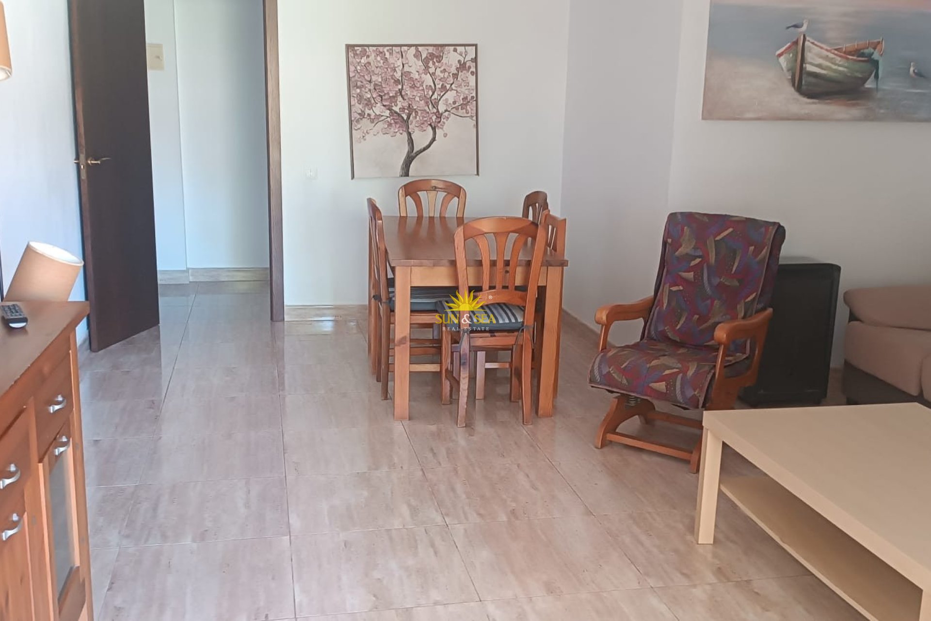 Kurzzeit-Vermietung - Wohnung - 