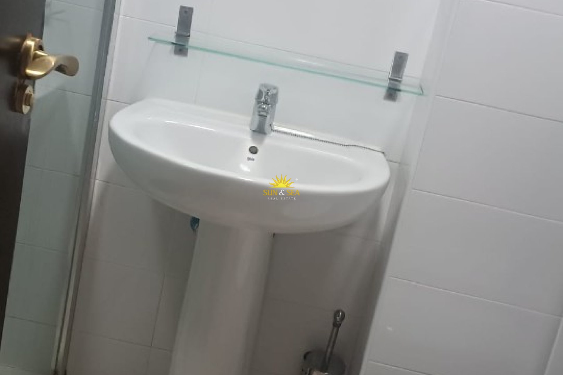 Kurzzeit-Vermietung - Wohnung - 