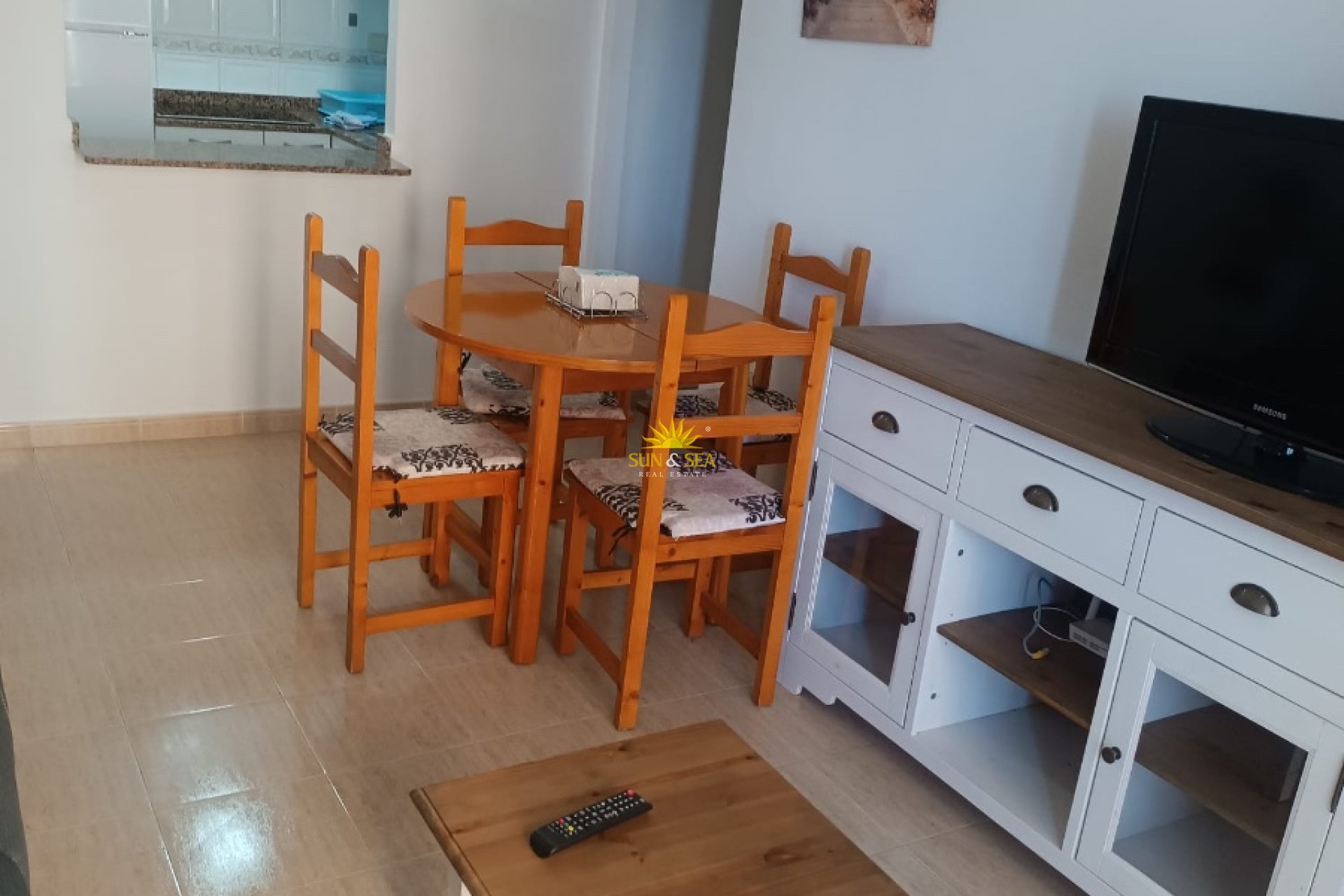 Kurzzeit-Vermietung - Wohnung - 