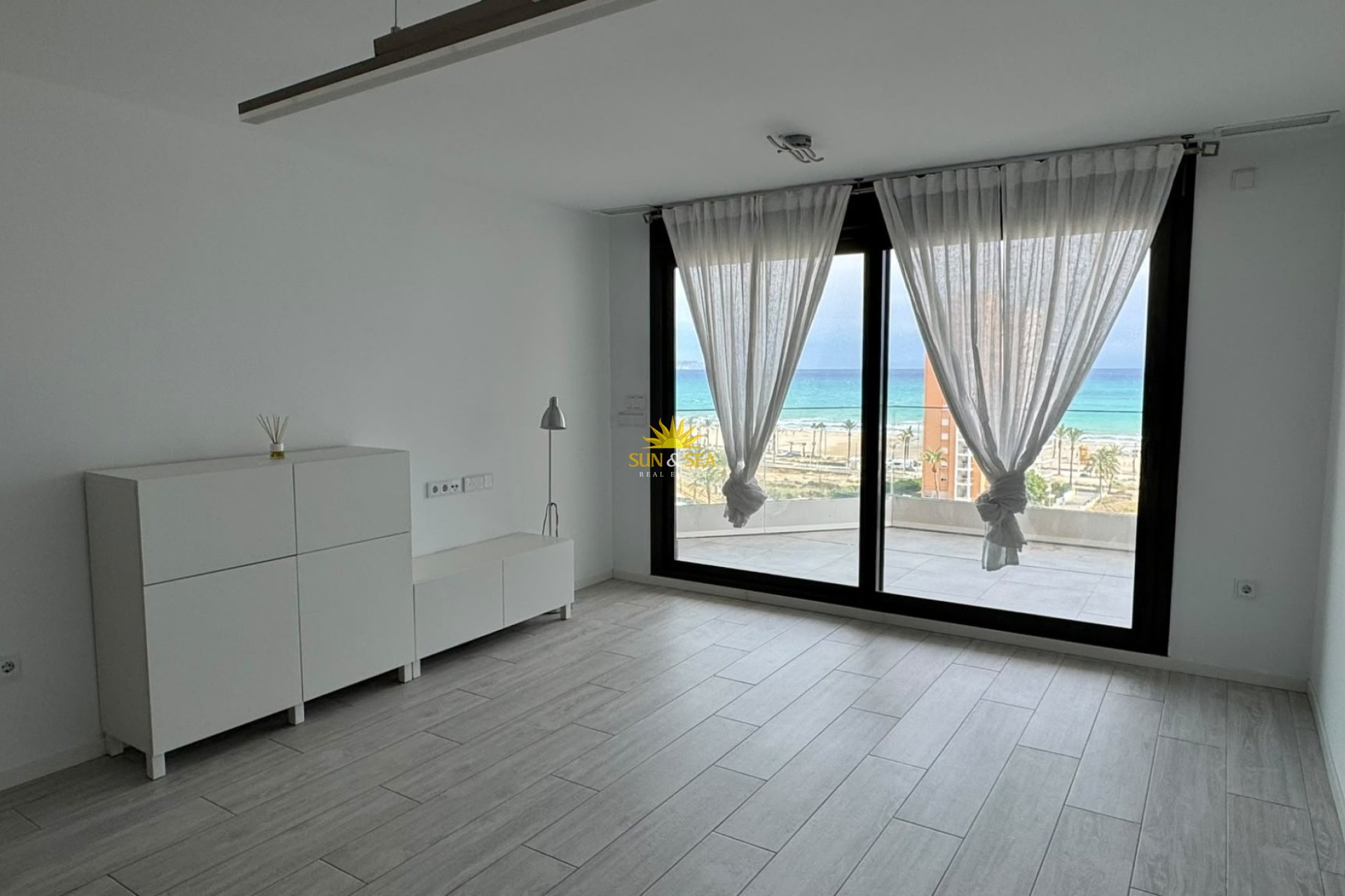 Lange Termijn Verhuur - Appartement - Alicante - Playa San Juan