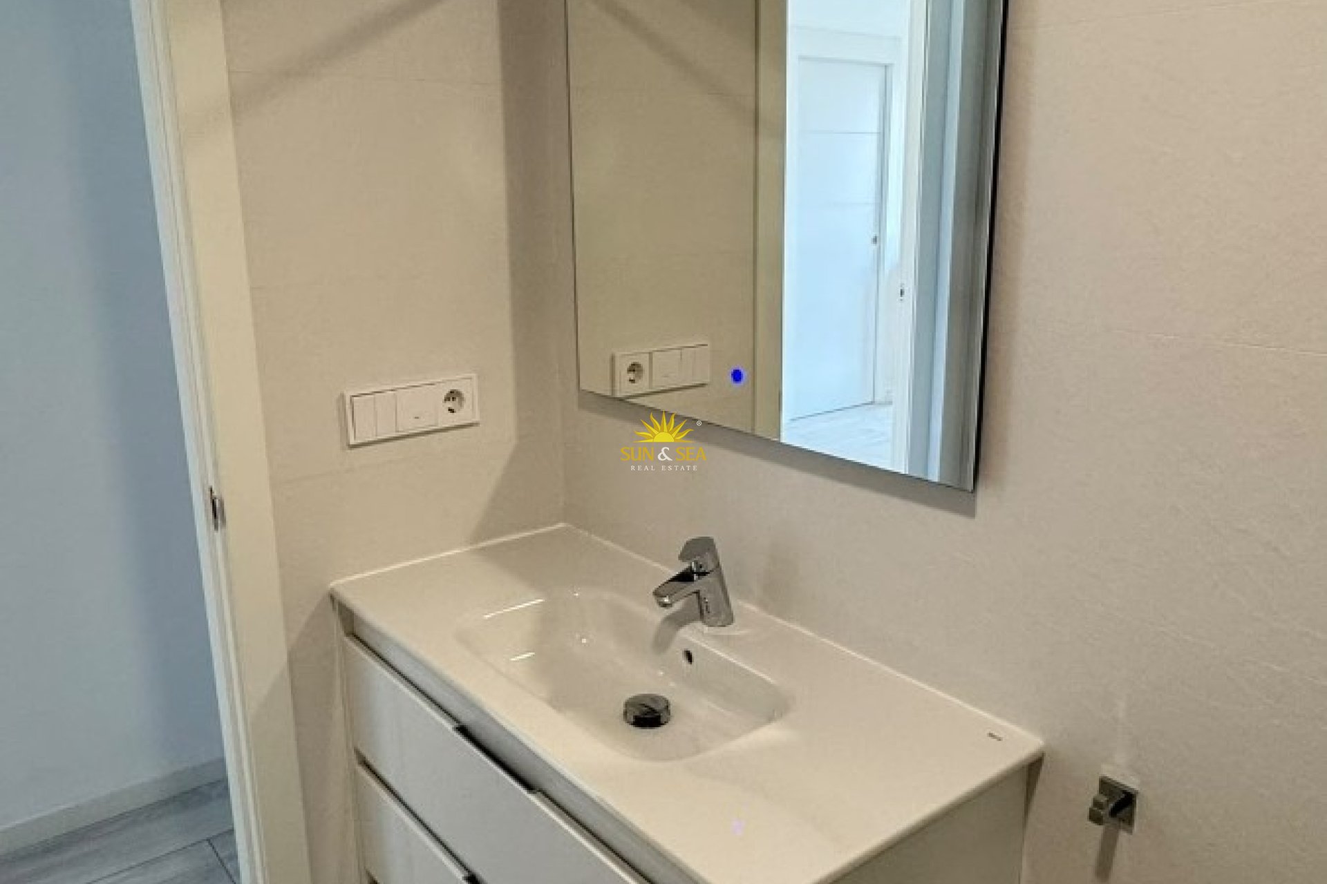 Lange Termijn Verhuur - Appartement - Alicante - Playa San Juan