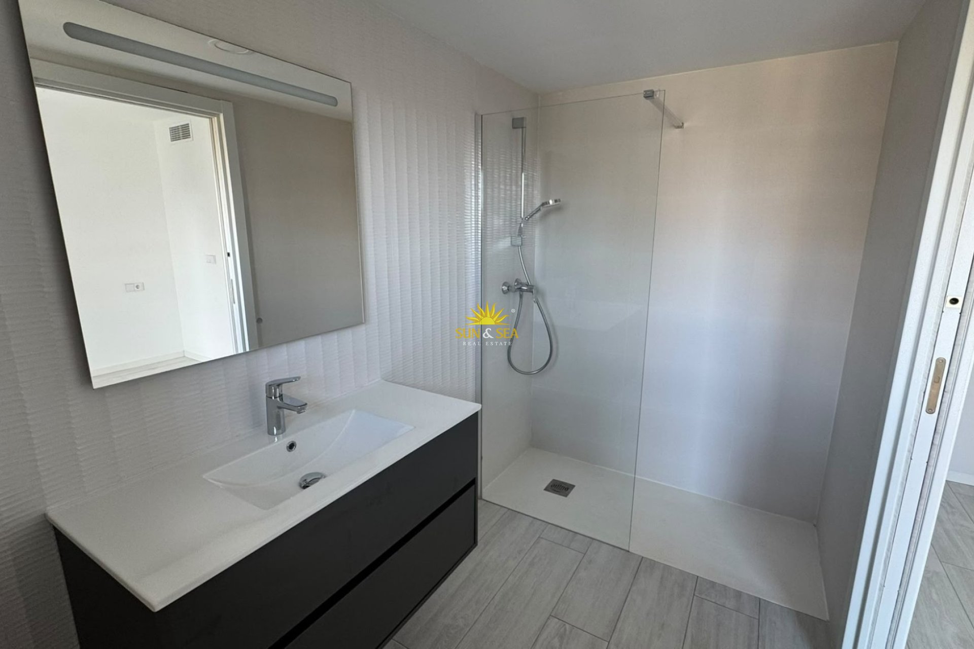 Lange Termijn Verhuur - Appartement - Alicante - Playa San Juan