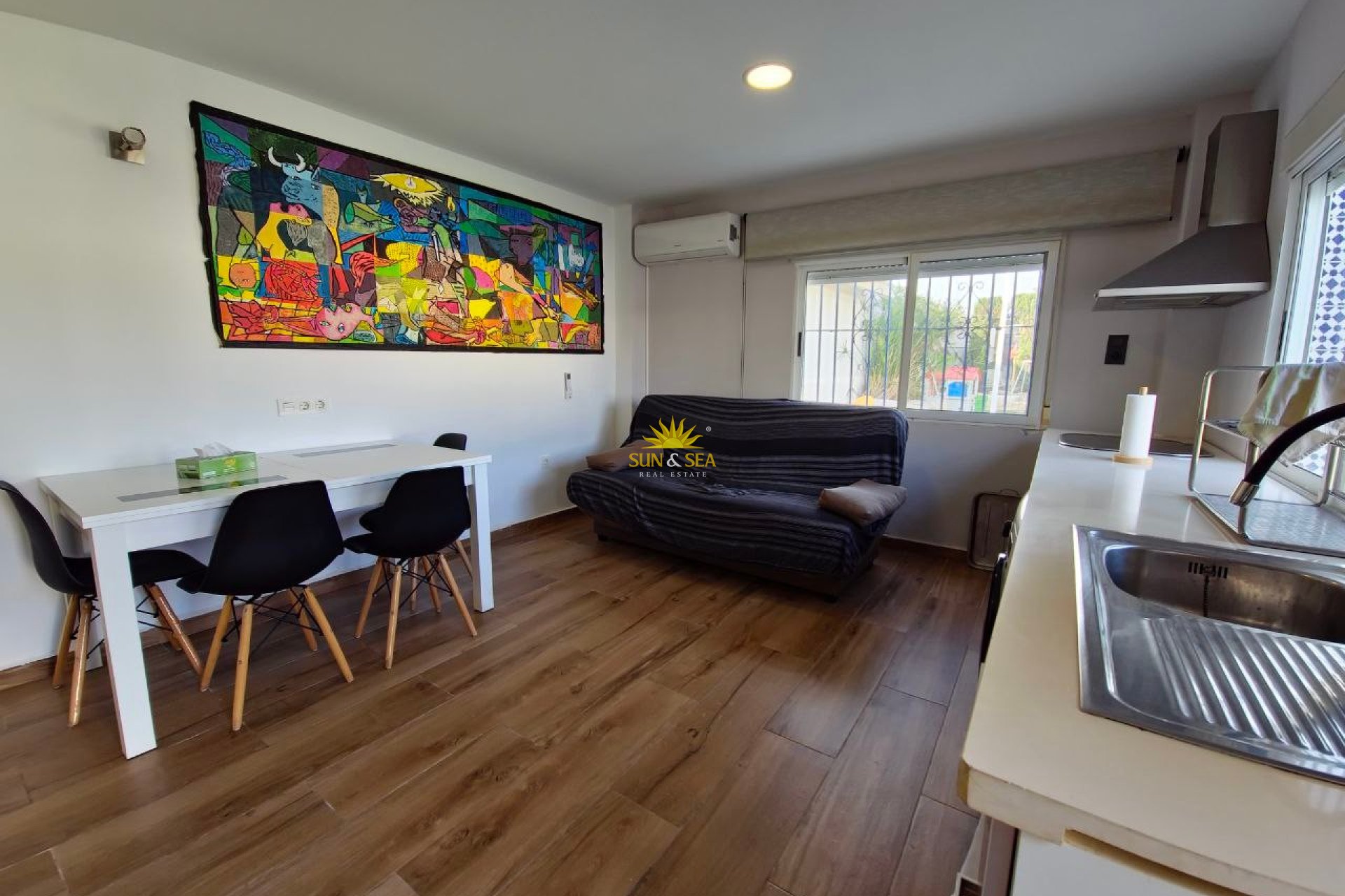 Lange Termijn Verhuur - Appartement - Montesinos