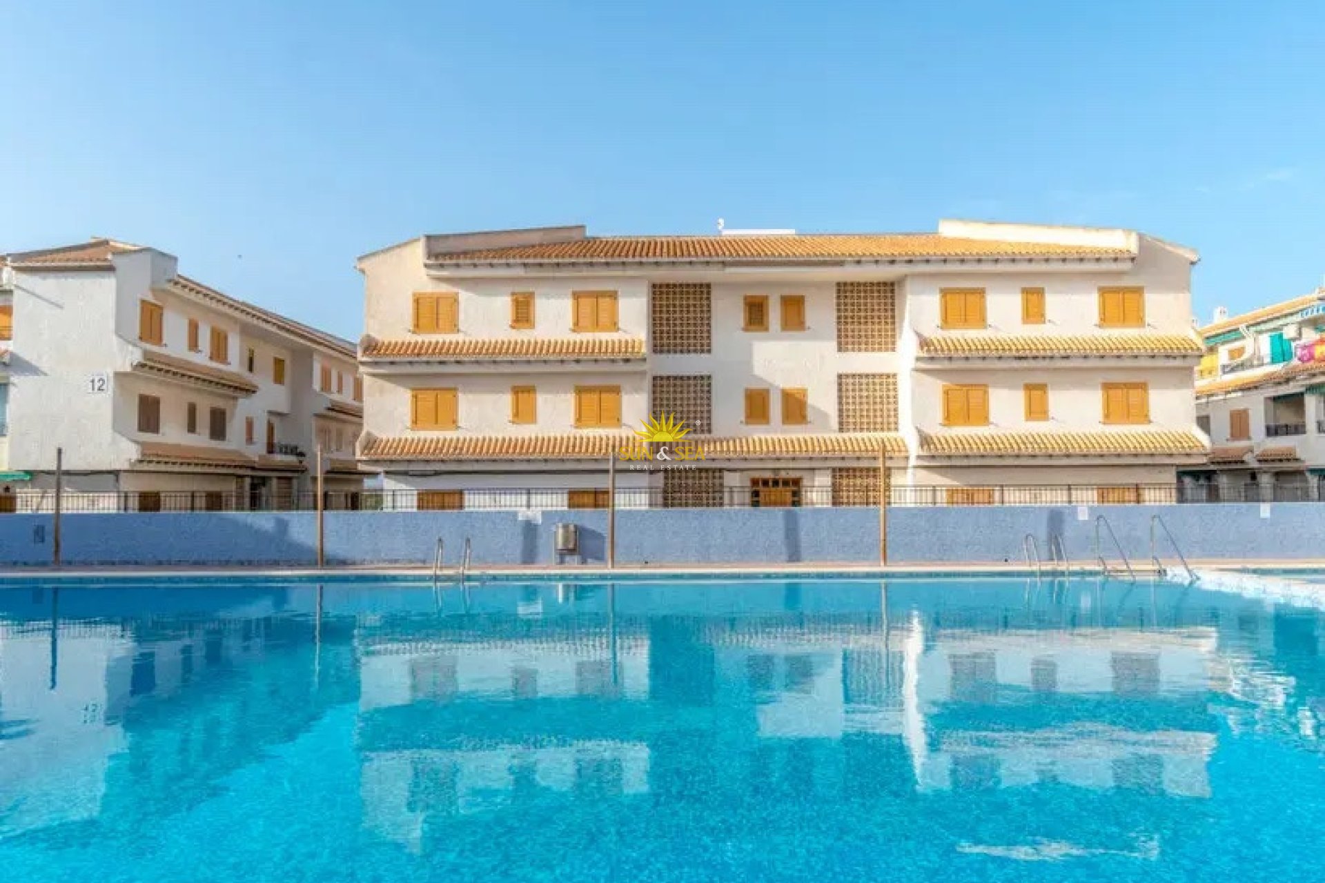 Lange Termijn Verhuur - Appartement - Santa Pola - Playa Lisa