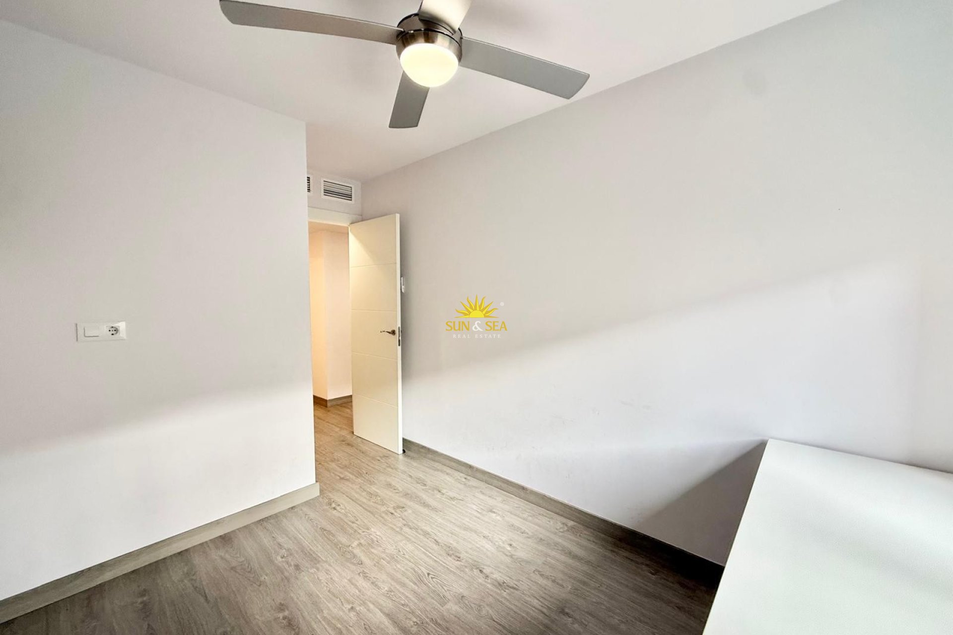 Lange Termijn Verhuur - Appartement -  - Santiago De La Ribera