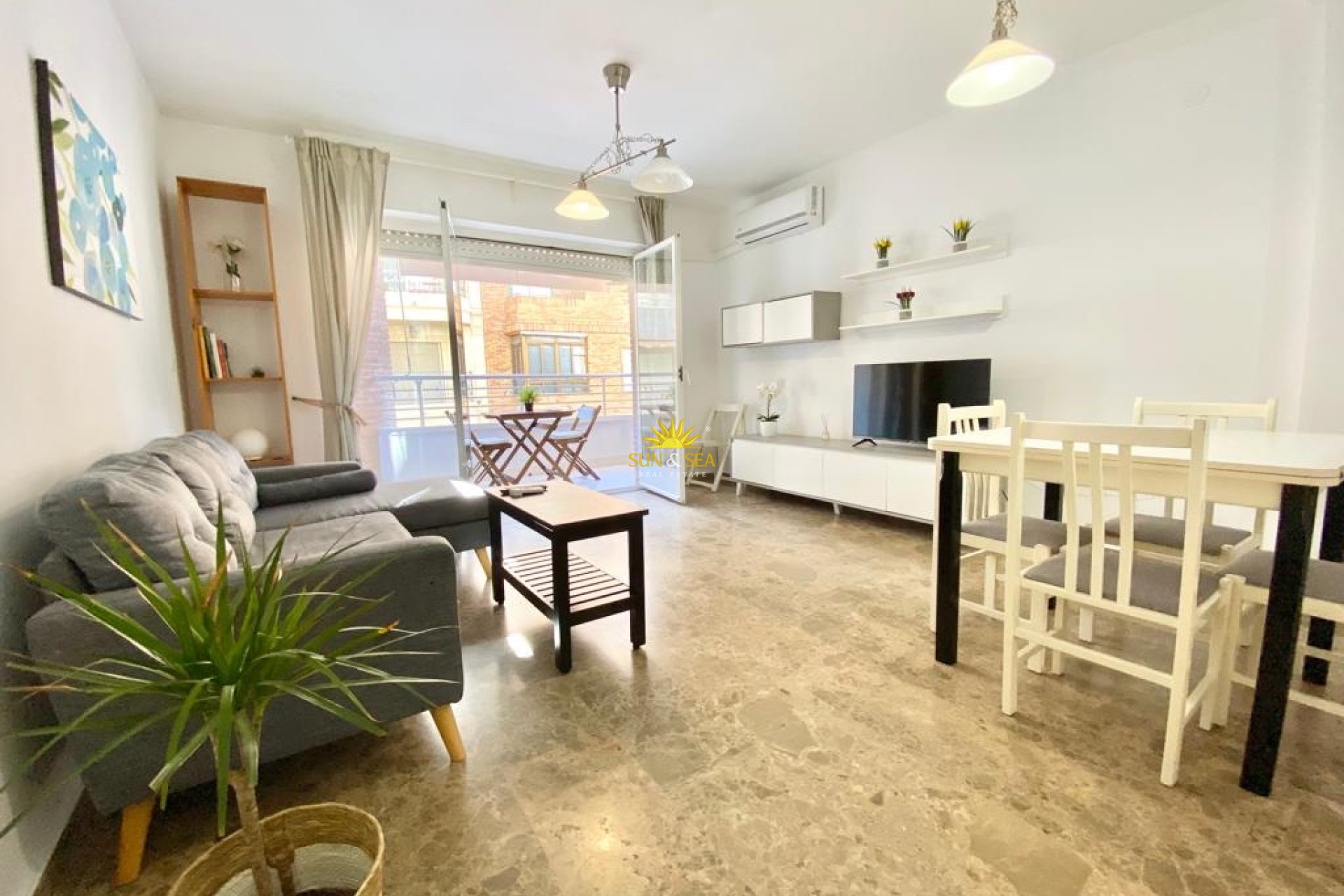 Lange Termijn Verhuur - Appartement - Torrevieja - Centro