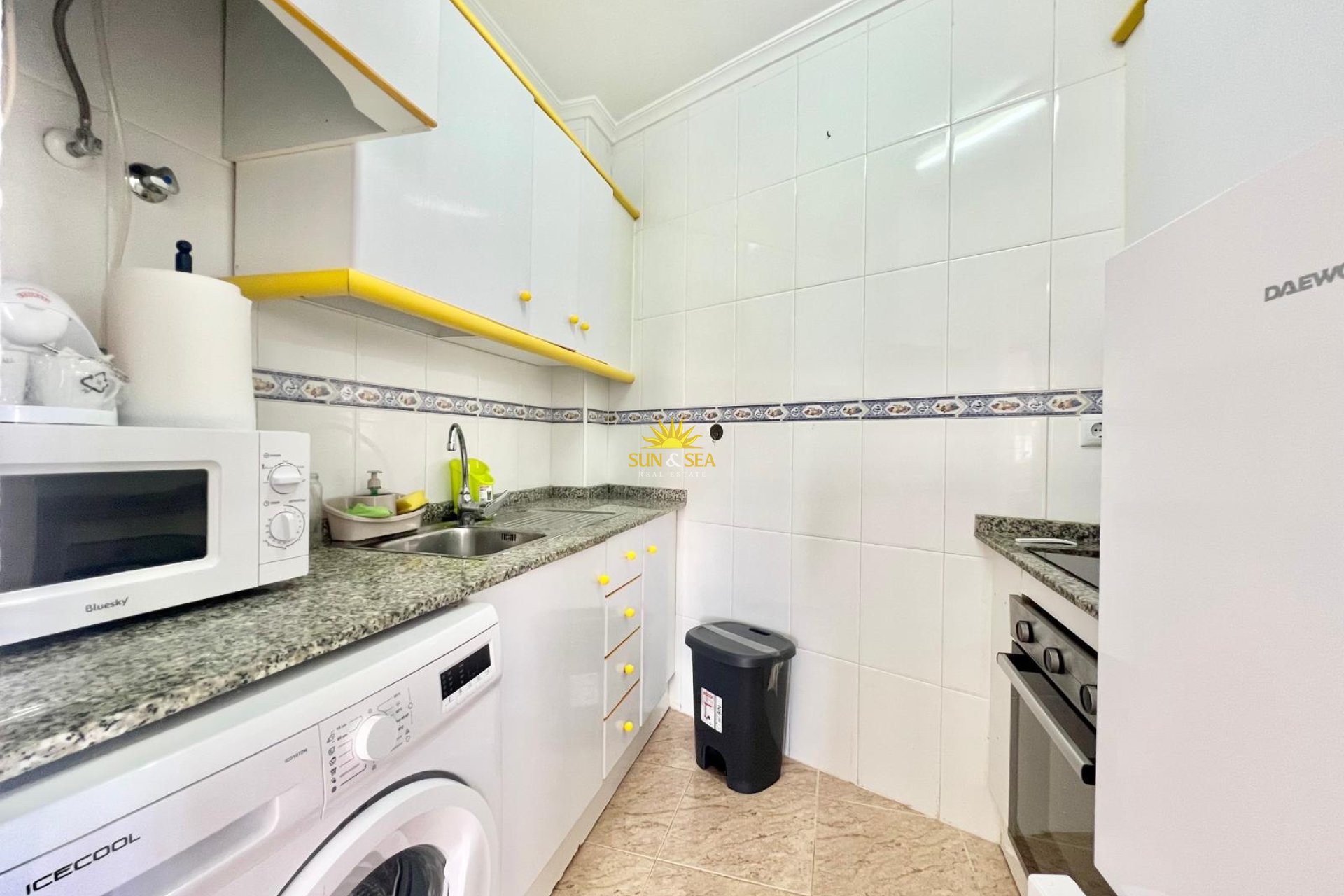 Lange Termijn Verhuur - Appartement - Torrevieja - Centro