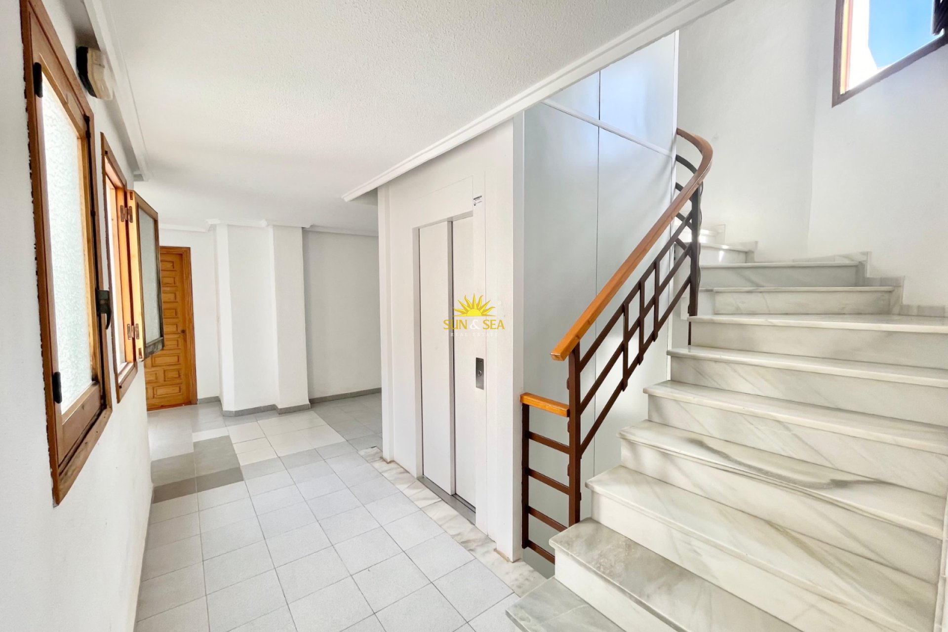Lange Termijn Verhuur - Appartement - Torrevieja - Centro