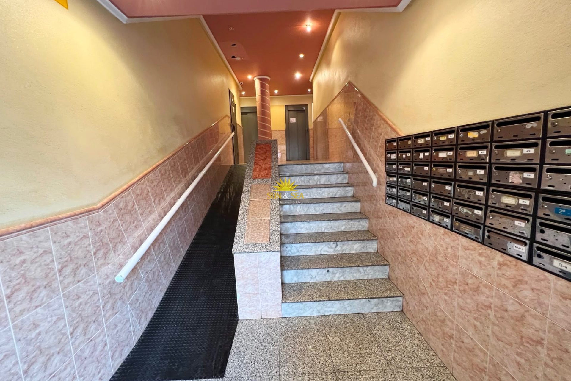 Lange Termijn Verhuur - Appartement - Torrevieja - Centro