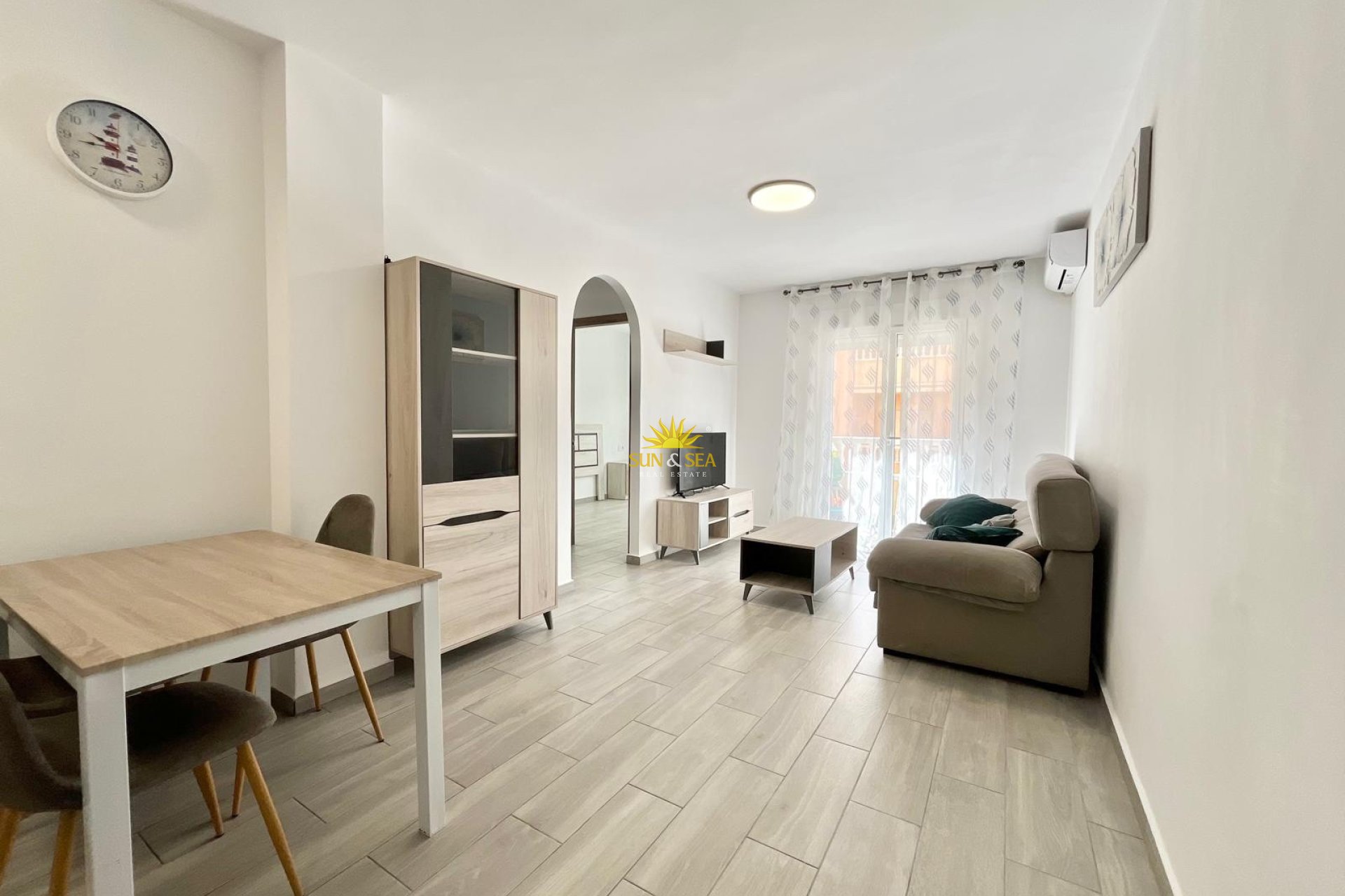 Lange Termijn Verhuur - Appartement - Torrevieja - Centro