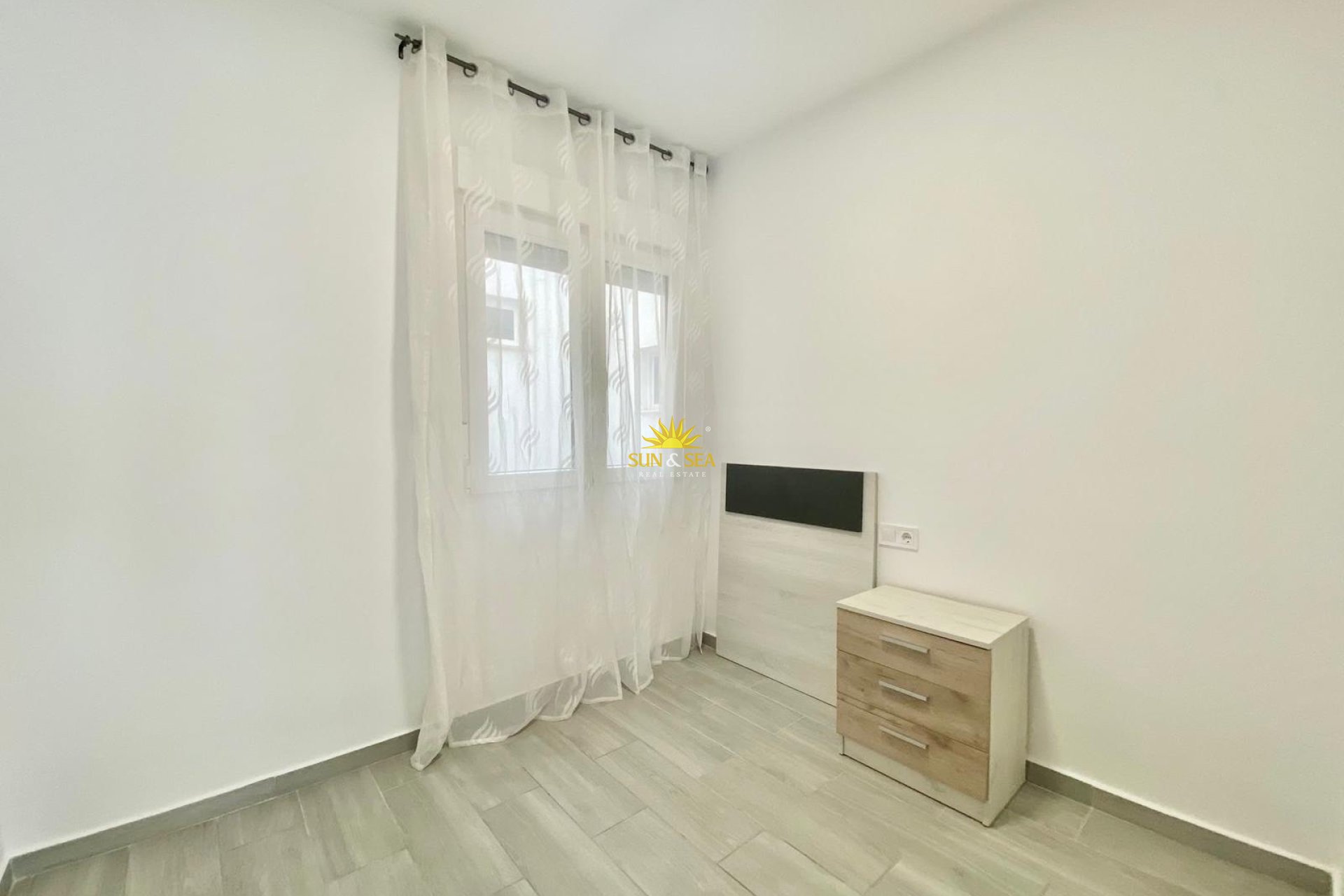 Lange Termijn Verhuur - Appartement - Torrevieja - Centro