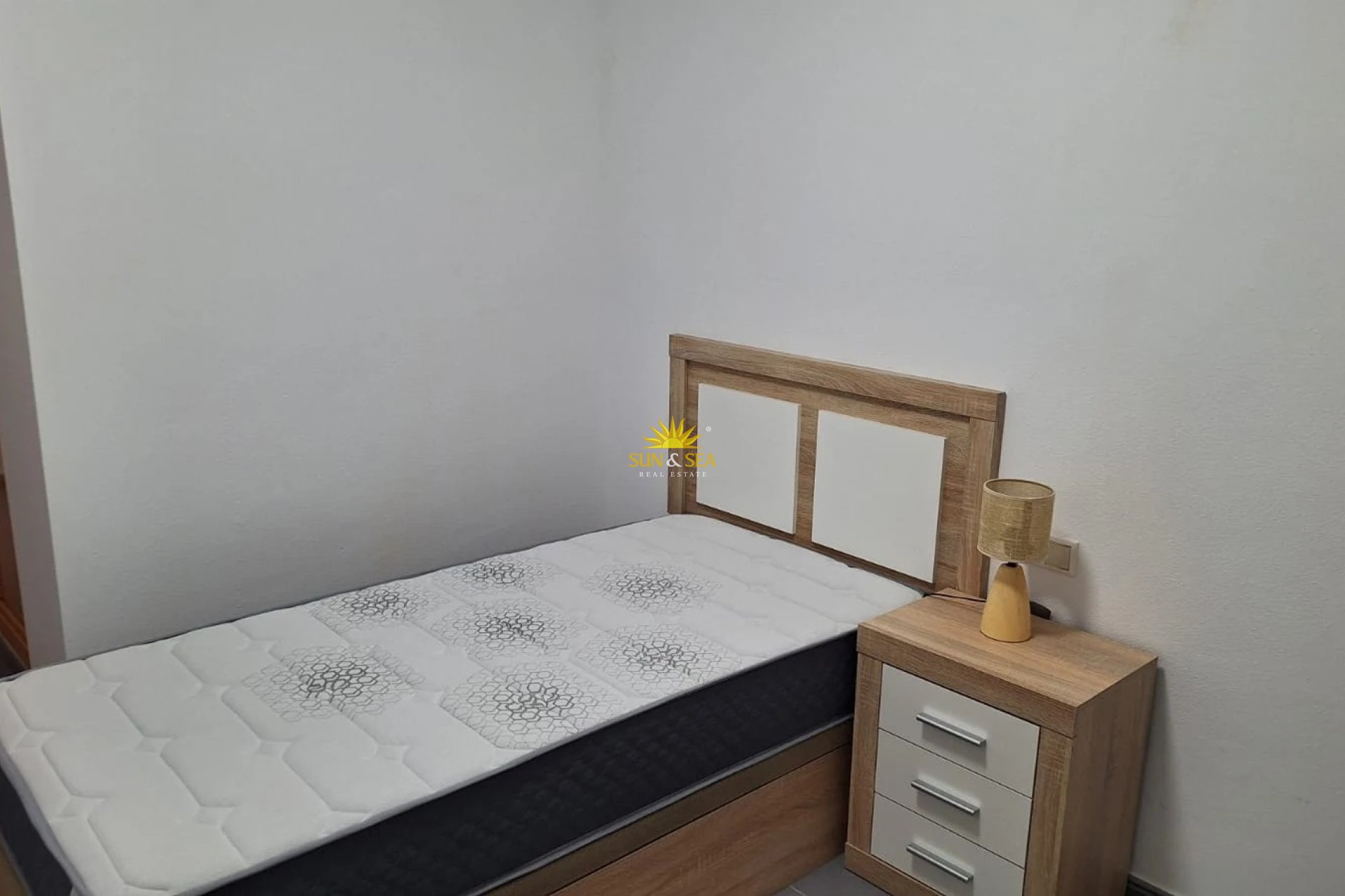 Lange Termijn Verhuur - Appartement - Torrevieja - Centro
