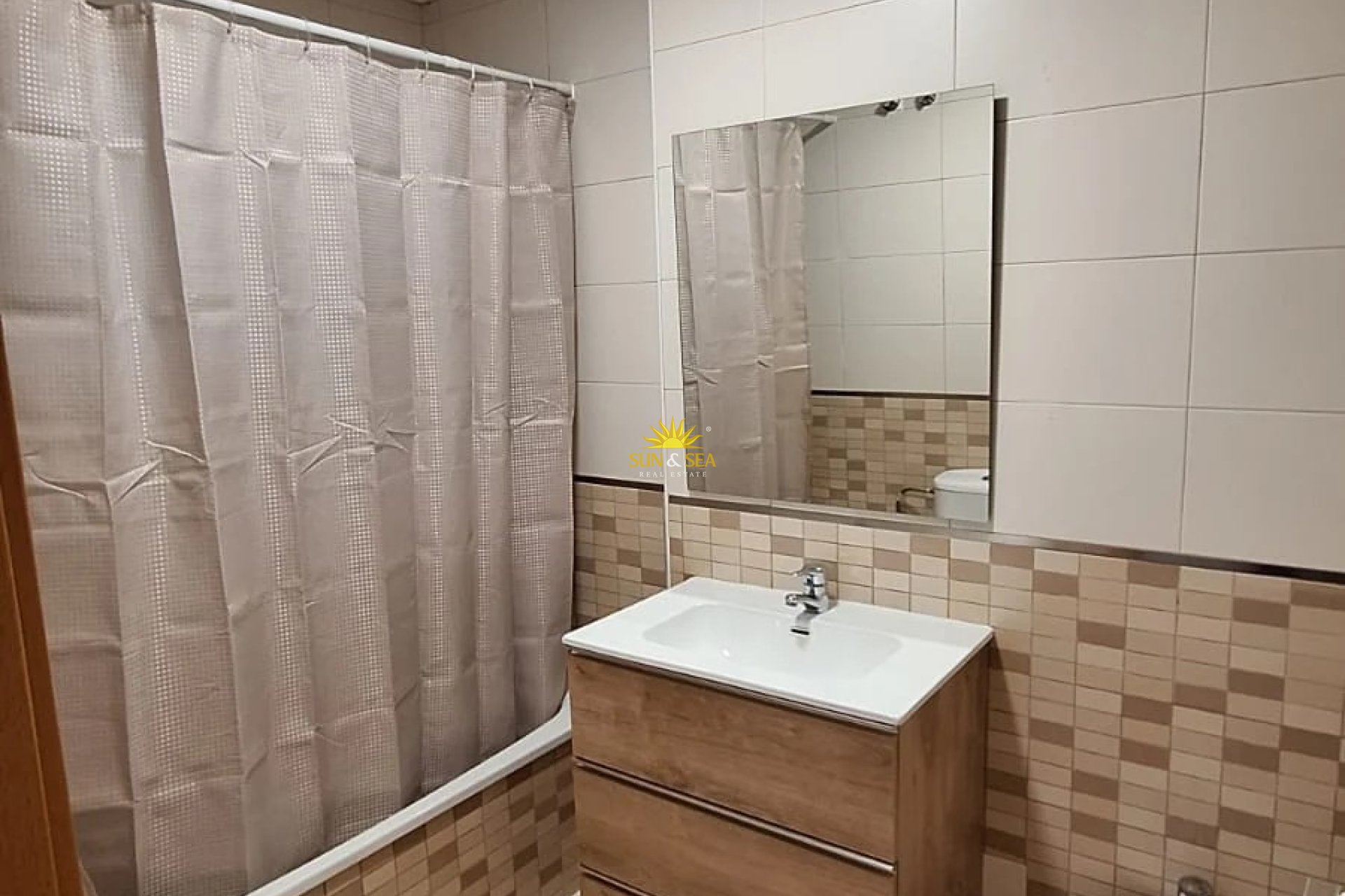 Lange Termijn Verhuur - Appartement - Torrevieja - Centro