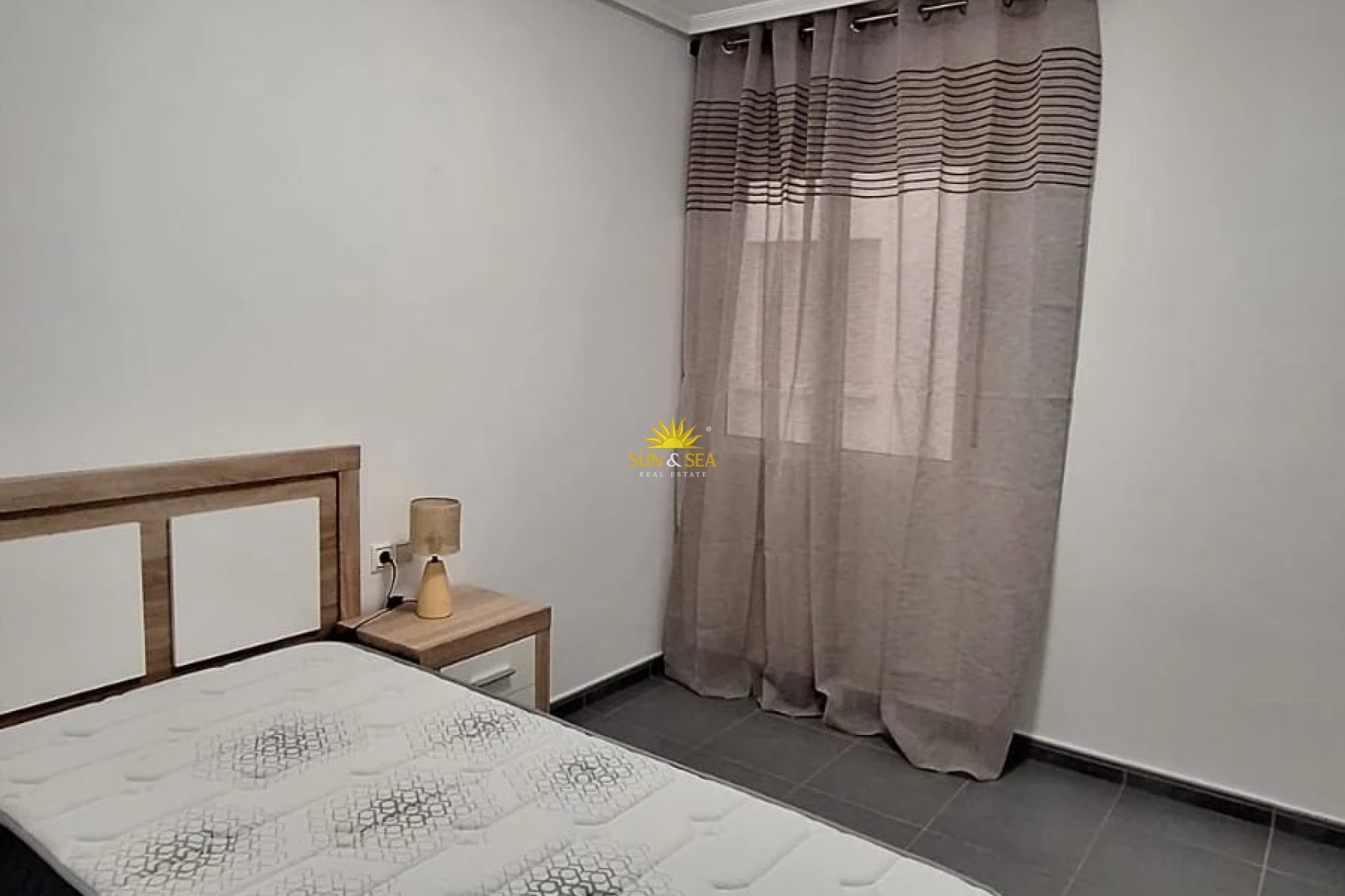 Lange Termijn Verhuur - Appartement - Torrevieja - Centro