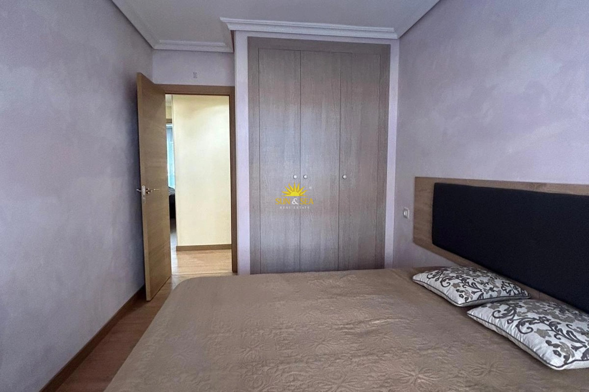 Lange Termijn Verhuur - Appartement - Torrevieja - Centro