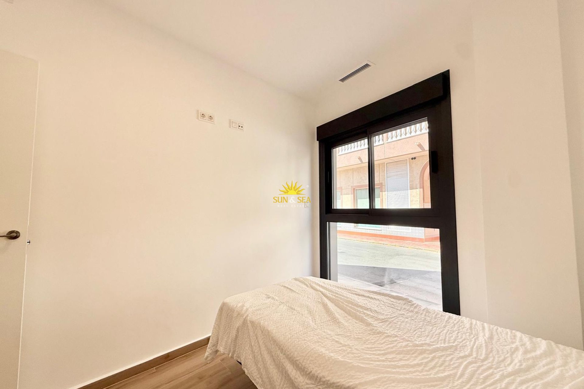 Lange Termijn Verhuur - Appartement - Torrevieja - La Mata