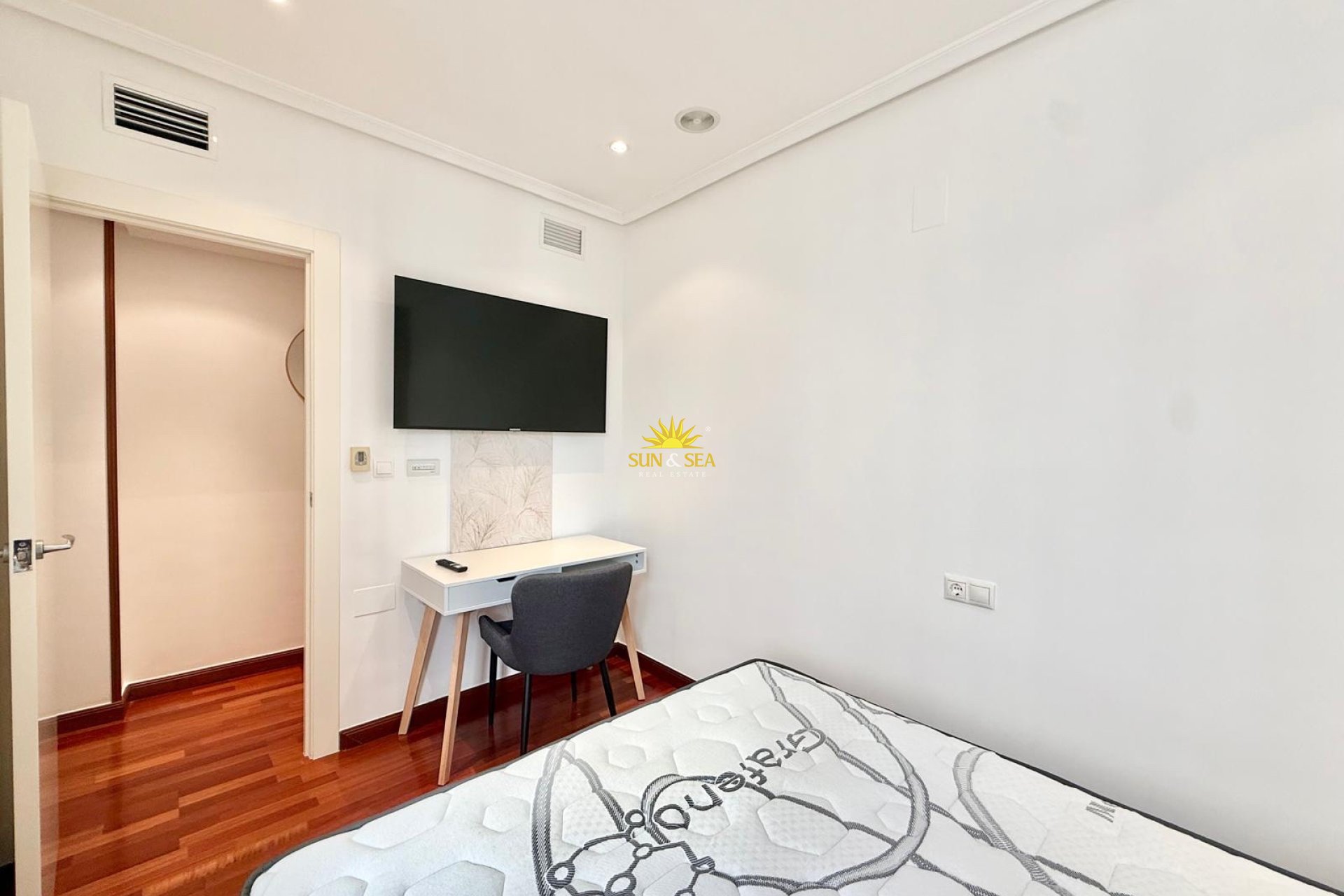 Lange Termijn Verhuur - Appartement - Torrevieja - torrevieja