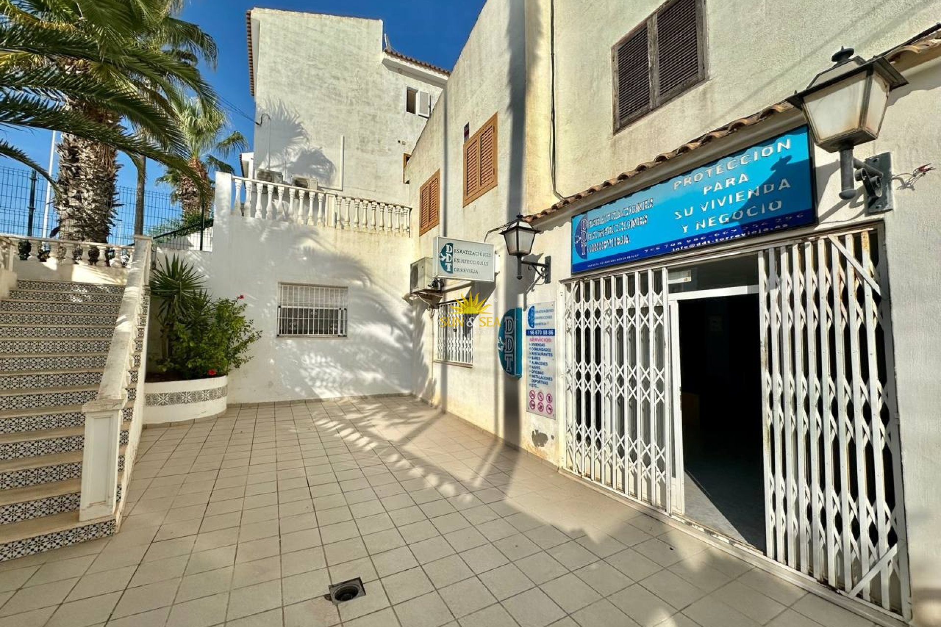 Lange Termijn Verhuur - Commercieel - Torrevieja - Los Frutales
