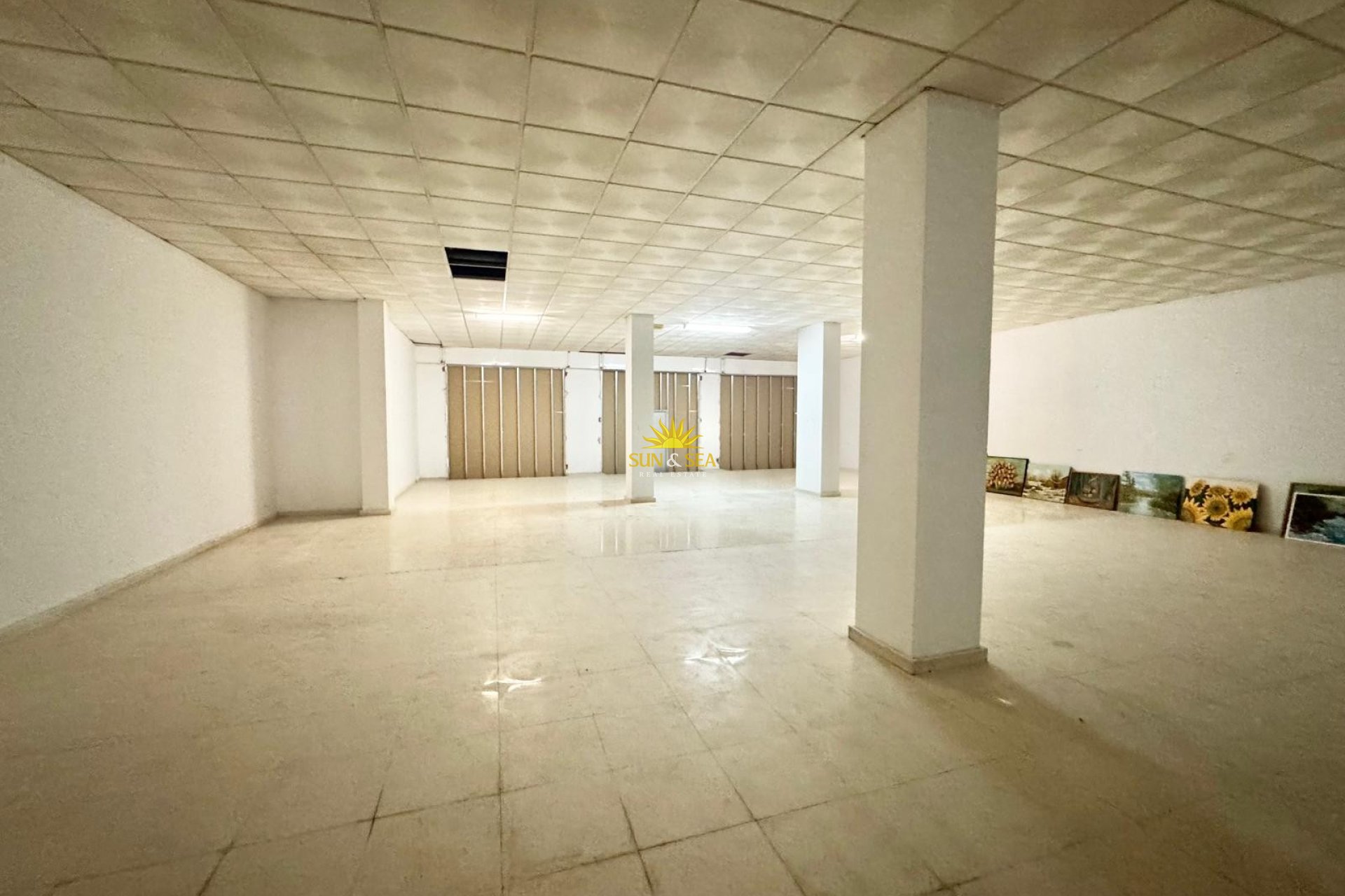 Lange Termijn Verhuur - Commercieel - Torrevieja - Playa del Cura