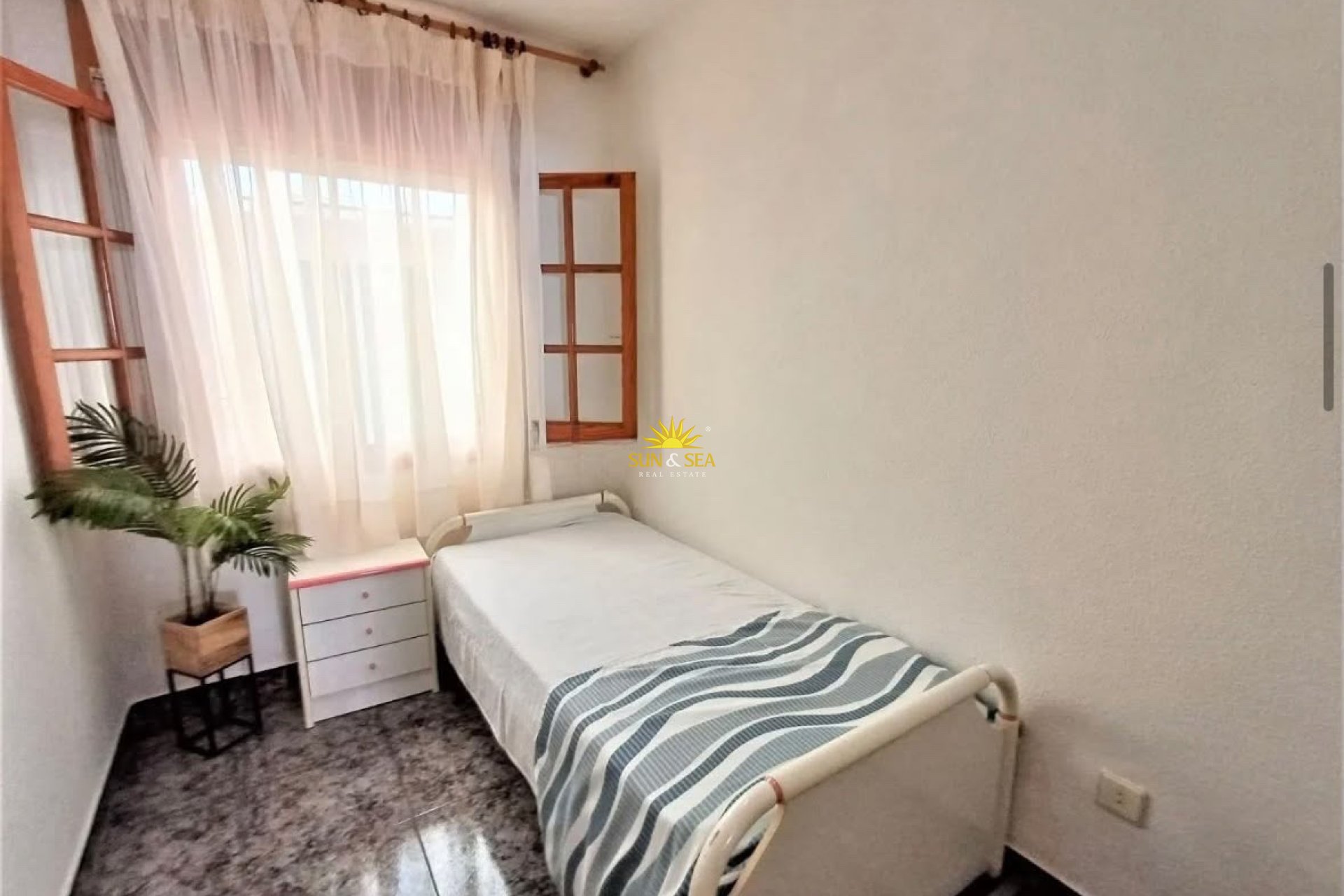 Lange Termijn Verhuur - Halfvrijstaande woning -  - Santiago De La Ribera