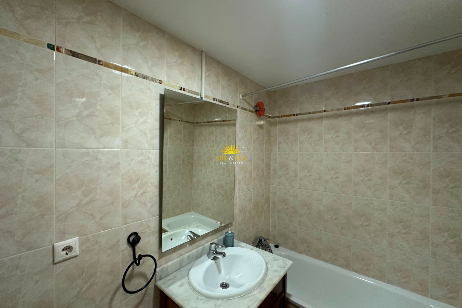Lange Termijn Verhuur - Villa - Alicante - Ciudad Jardín