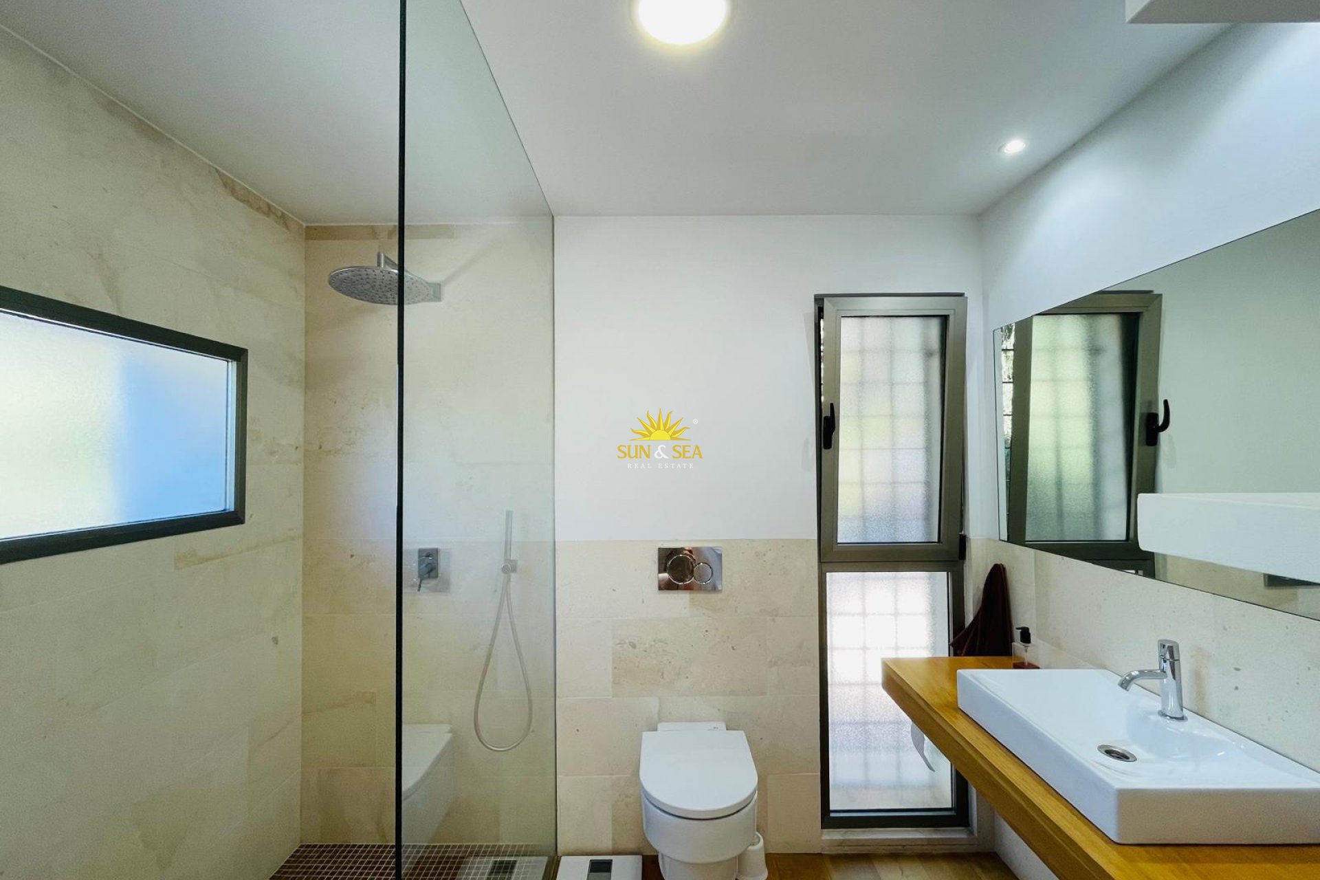 Lange Termijn Verhuur - Villa - Alicante - Playa San Juan