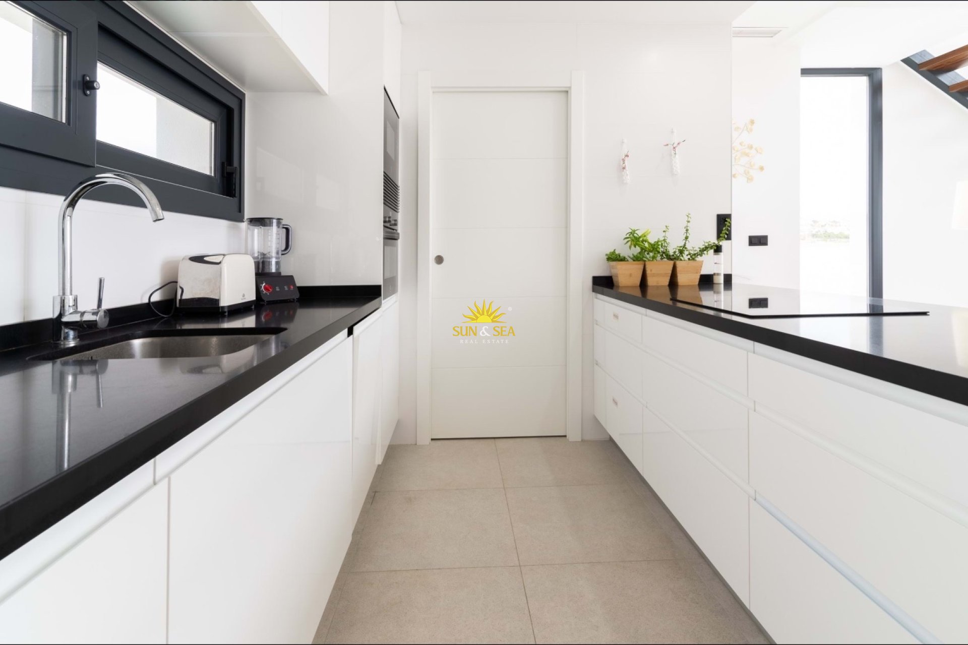 Lange Termijn Verhuur - Villa - Finestrat