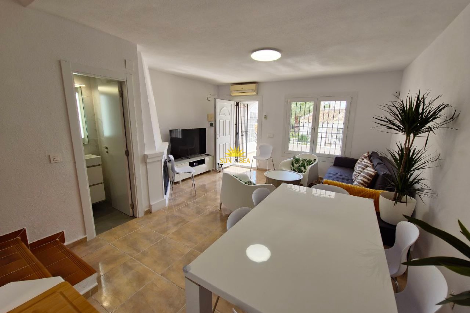 Lange Termijn Verhuur - Villa - Orihuela Costa - Villamartín