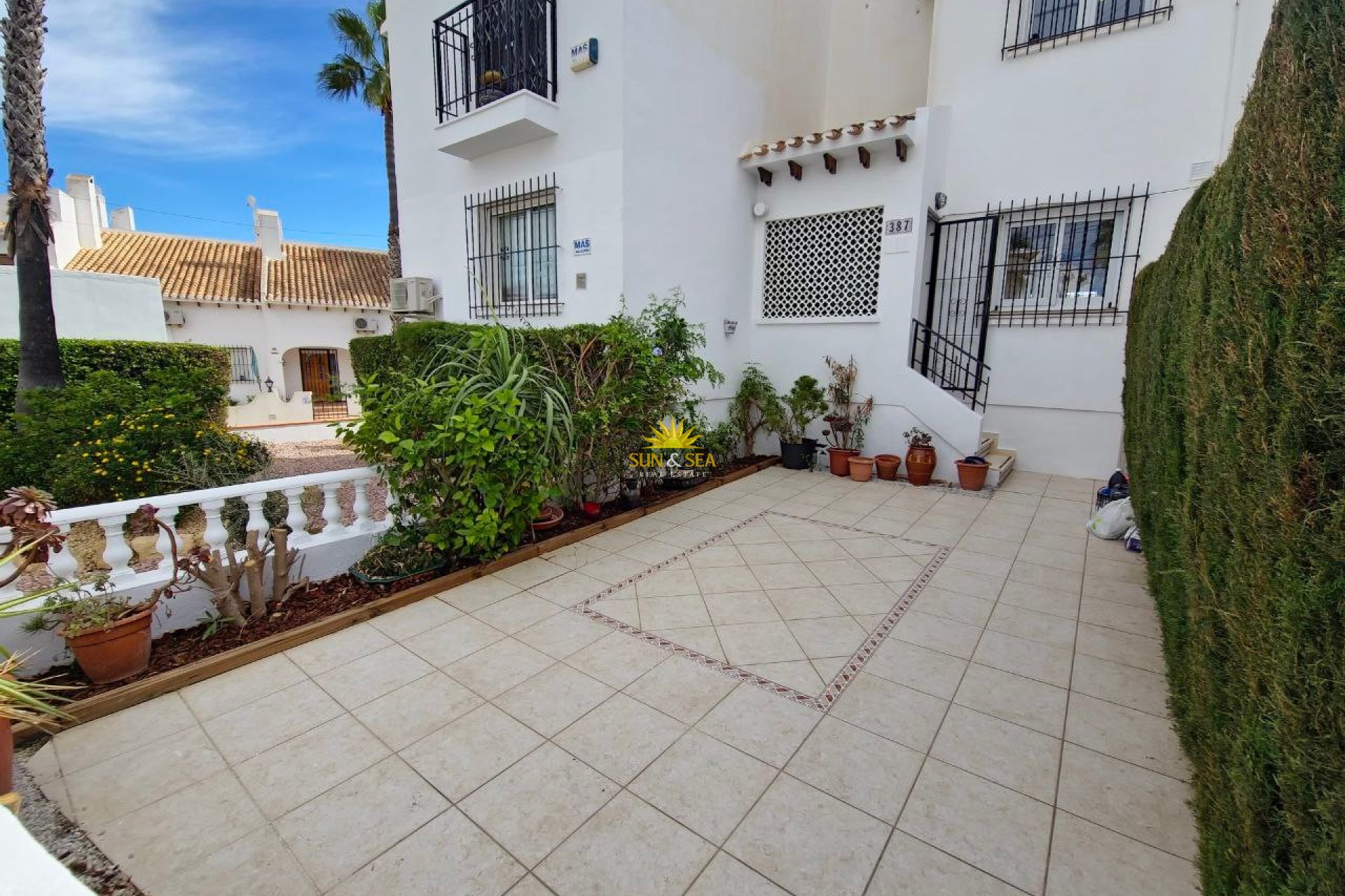 Lange Termijn Verhuur - Villa - Orihuela Costa - Villamartín