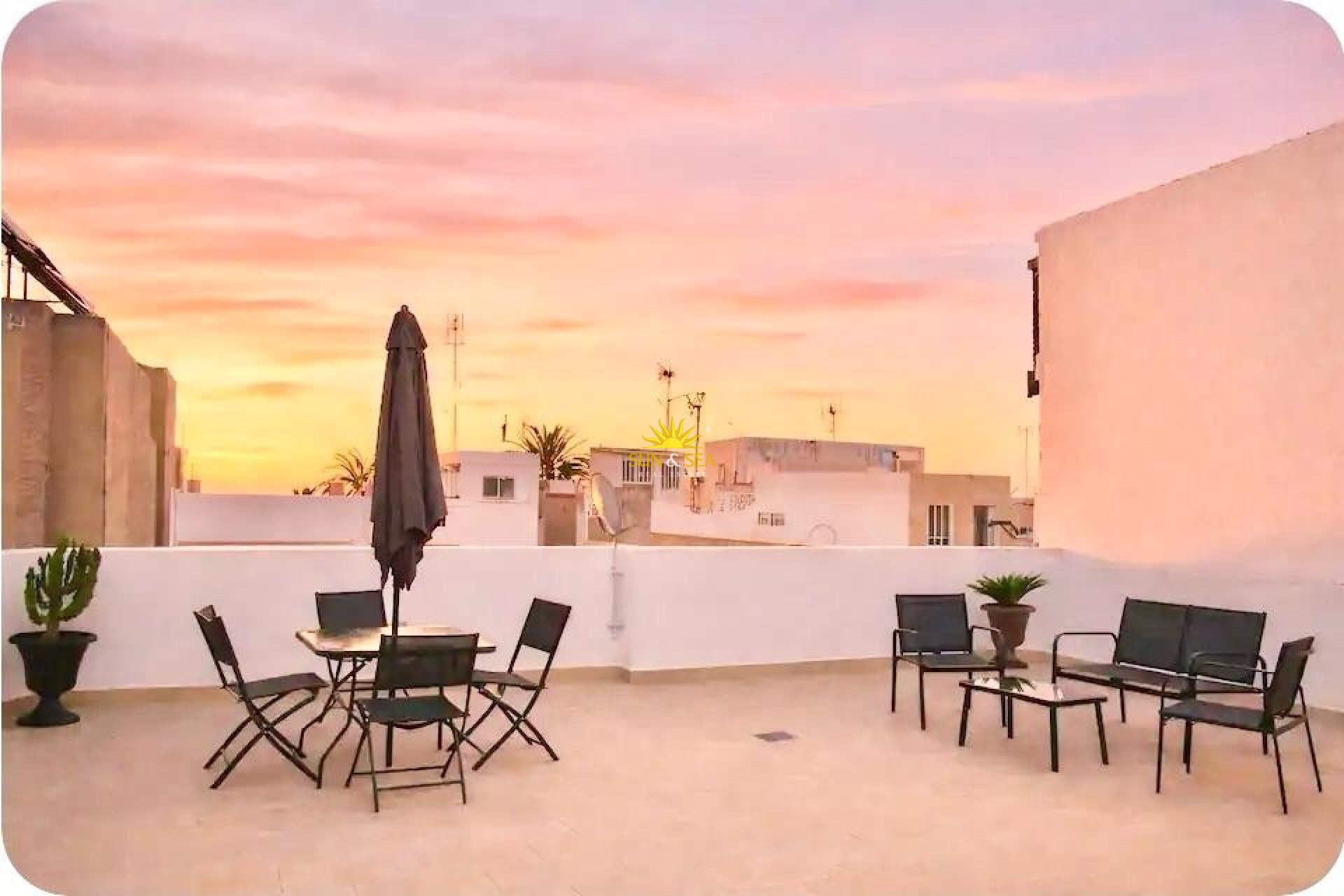Lange Termijn Verhuur - Villa -  - Santiago De La Ribera
