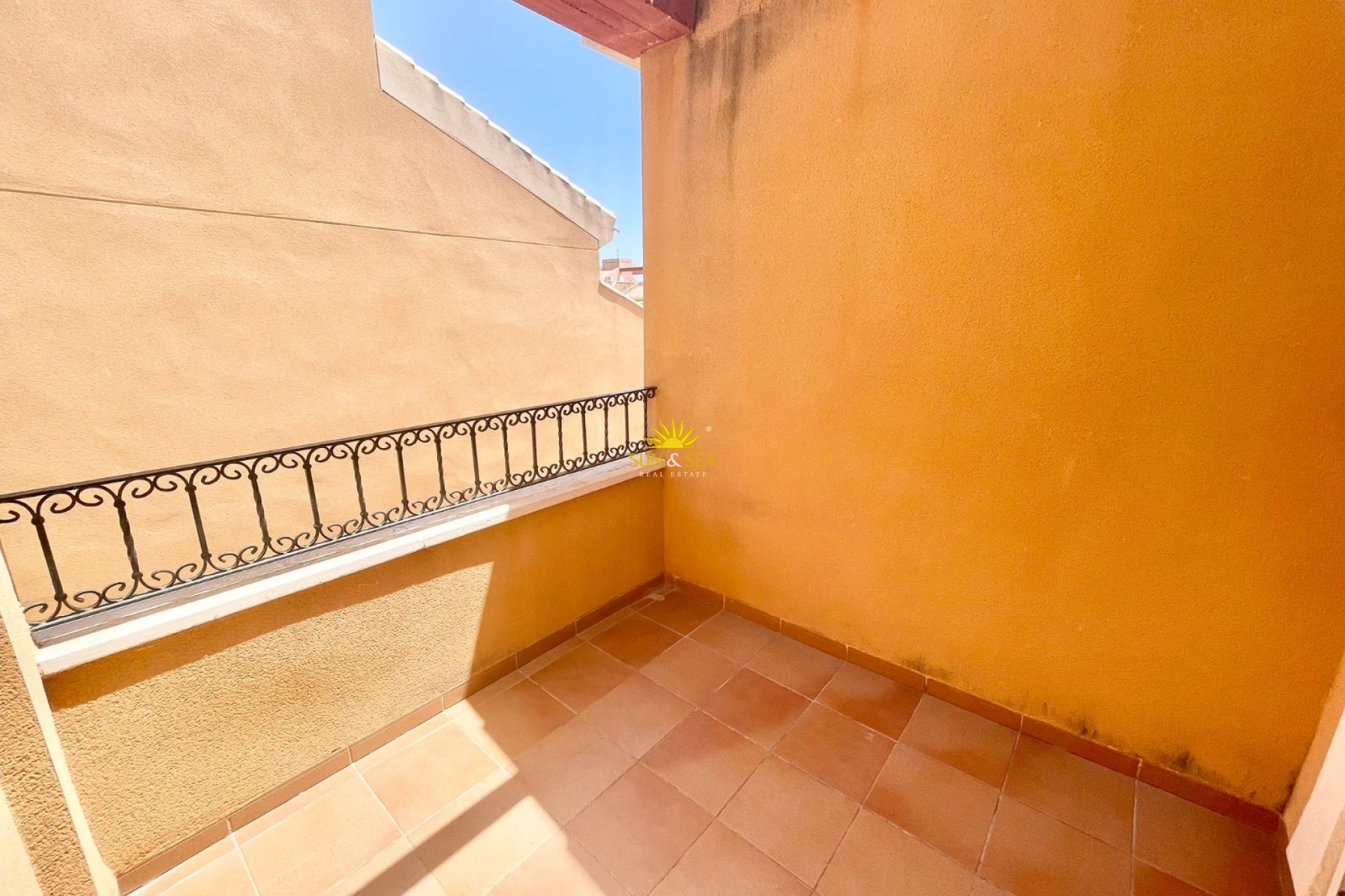 Lange Termijn Verhuur - Villa -  - Santiago De La Ribera