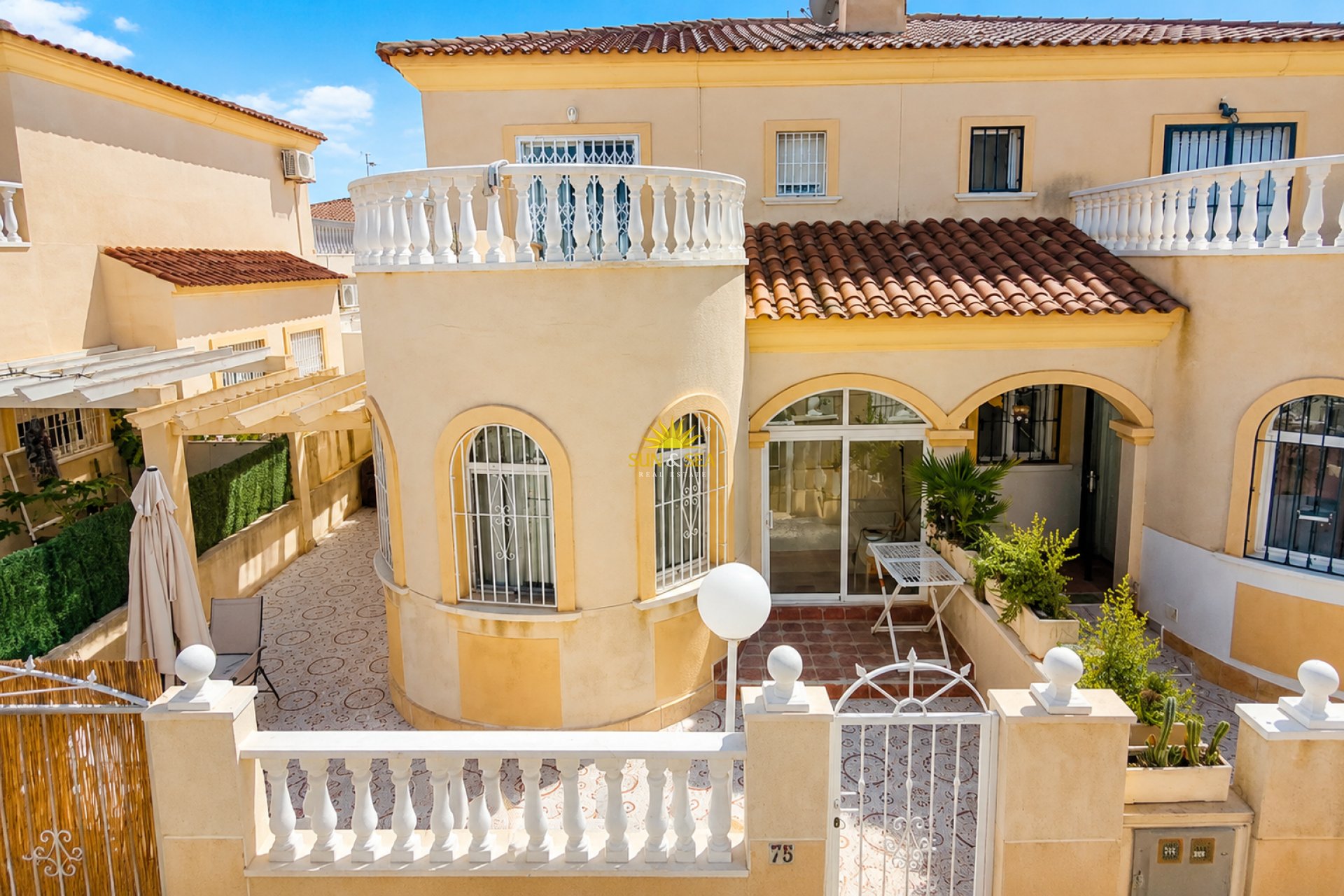 Lange Termijn Verhuur - Villa - Torrevieja - Aguas Nuevas
