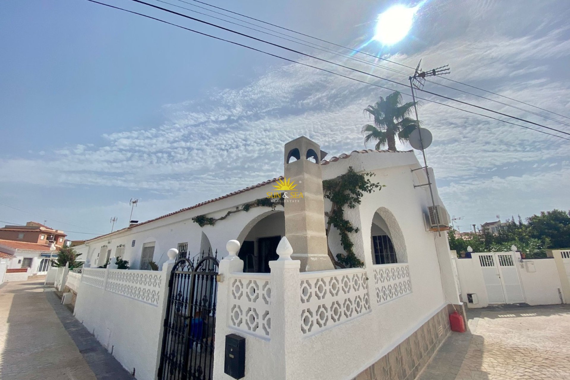 Lange Termijn Verhuur - Villa - Torrevieja - Playa de los Locos