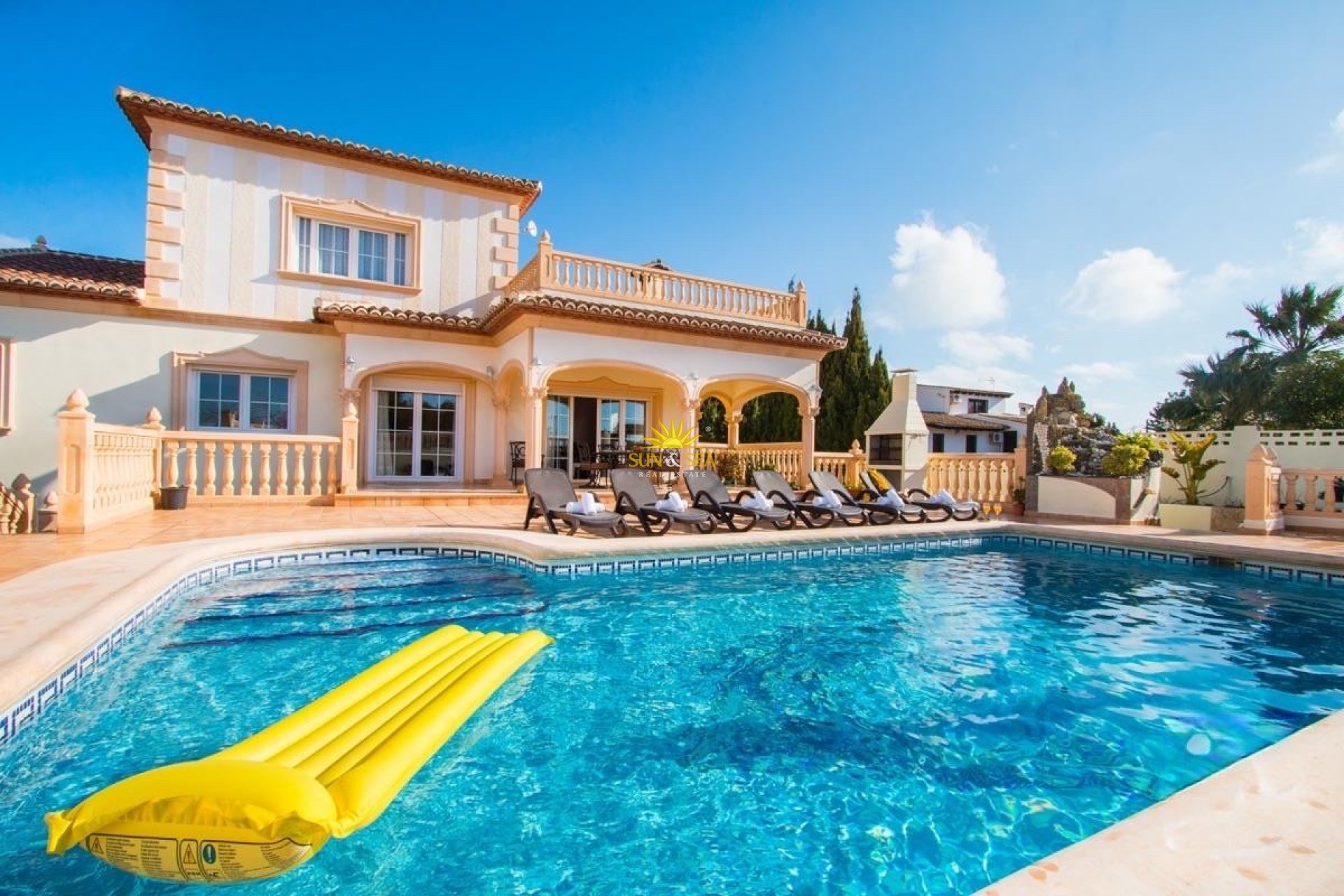 Lange Termijn Verhuur - Vrijstaande villa - Calpe