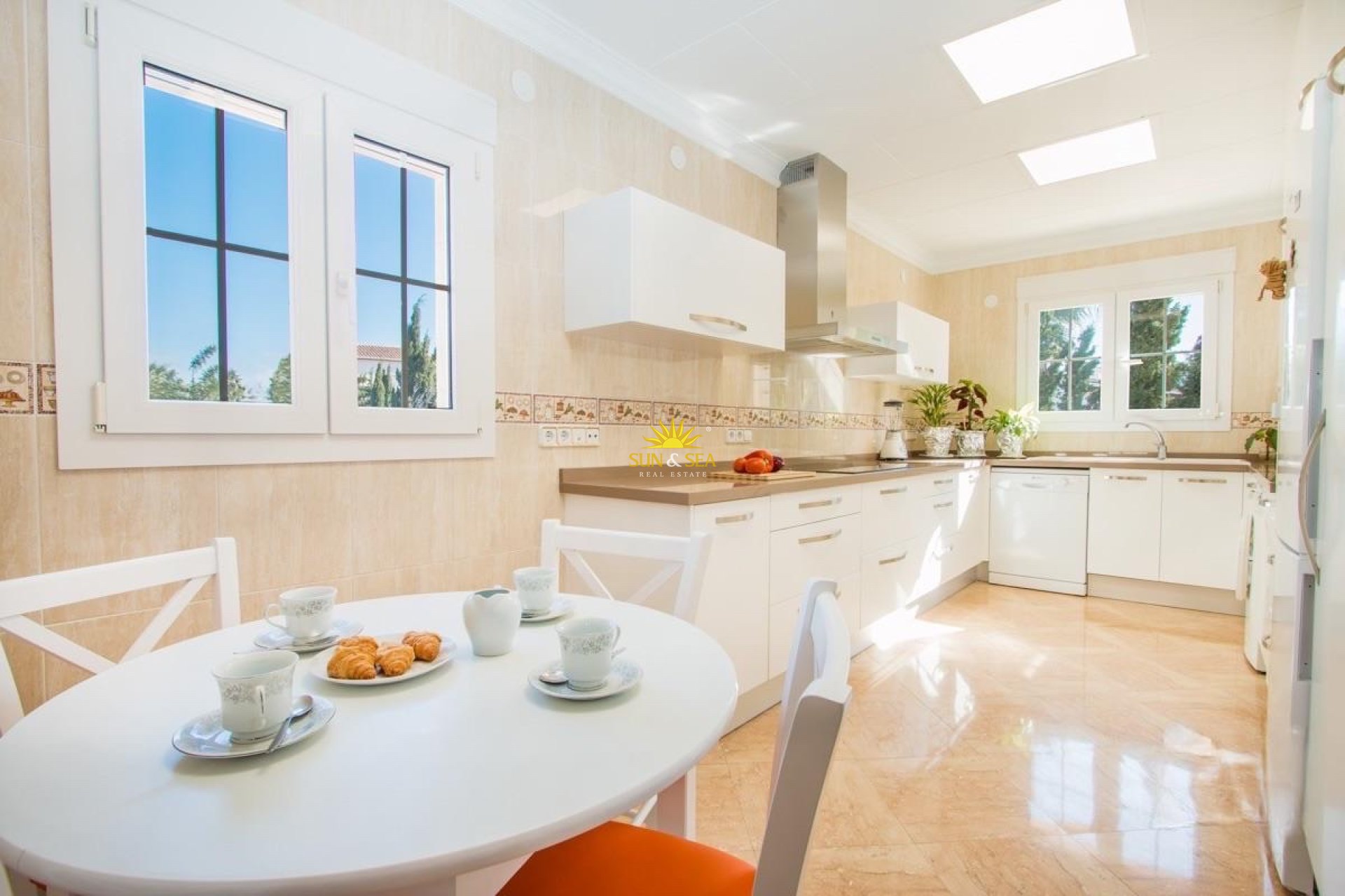 Lange Termijn Verhuur - Vrijstaande villa - Calpe