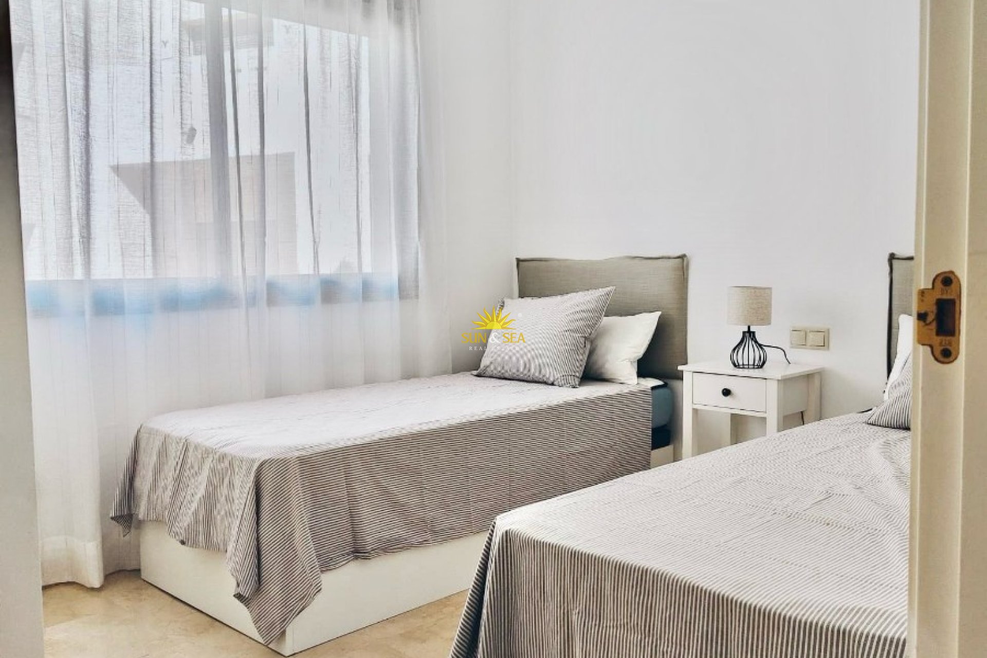 Langfristige Vermietung - Penthouse - 
