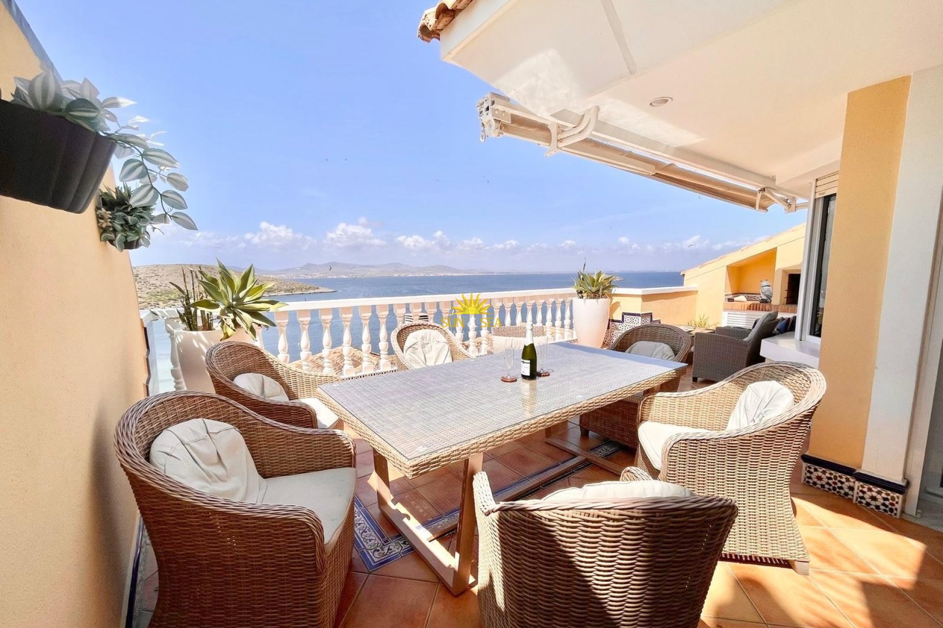 Langfristige Vermietung - Villa / Doppelhaushälfte - La Manga del Mar Menor - La Manga Del Mar Menor