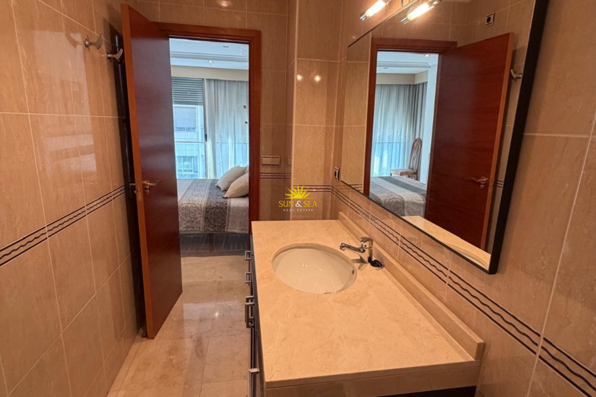Langfristige Vermietung - Wohnung - Elche - Center