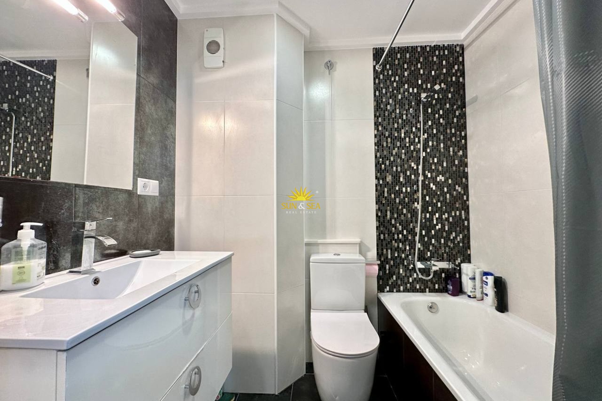 Langfristige Vermietung - Wohnung - Torrevieja - Centro
