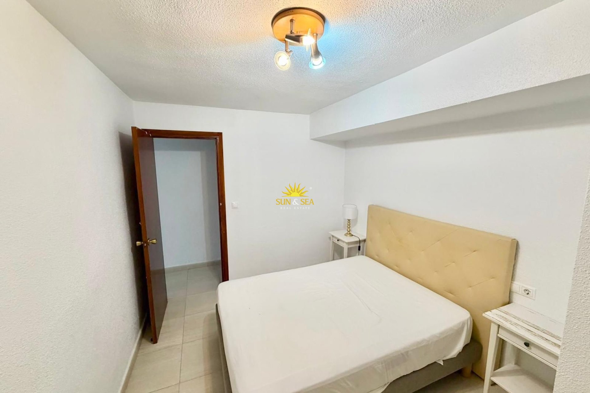 Langfristige Vermietung - Wohnung - Torrevieja - Playa de los Naufragos