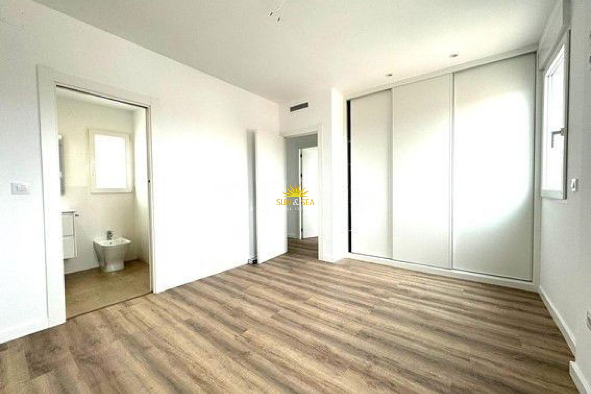 Langfristige Vermietung - Wohnung - 