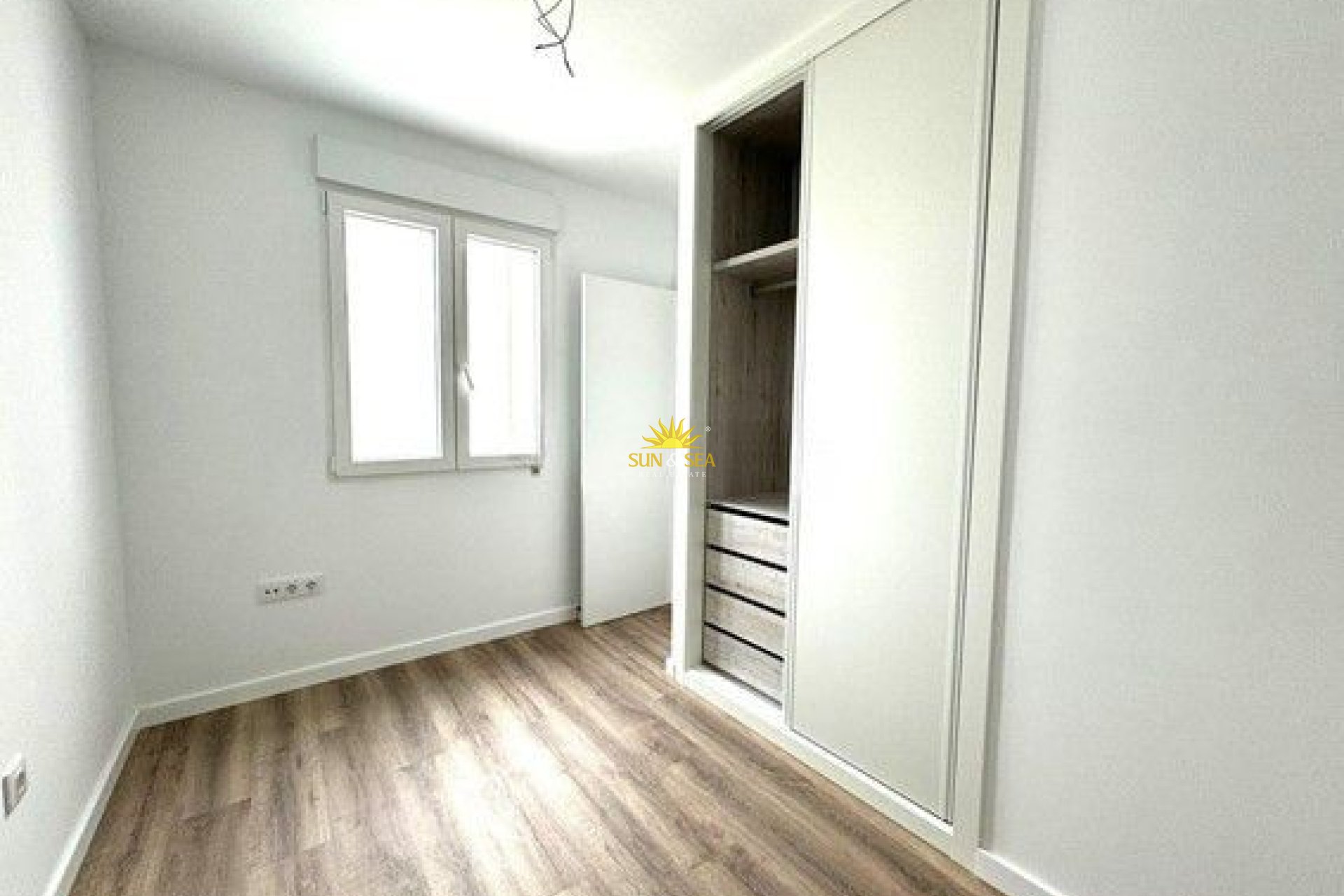Langfristige Vermietung - Wohnung - 