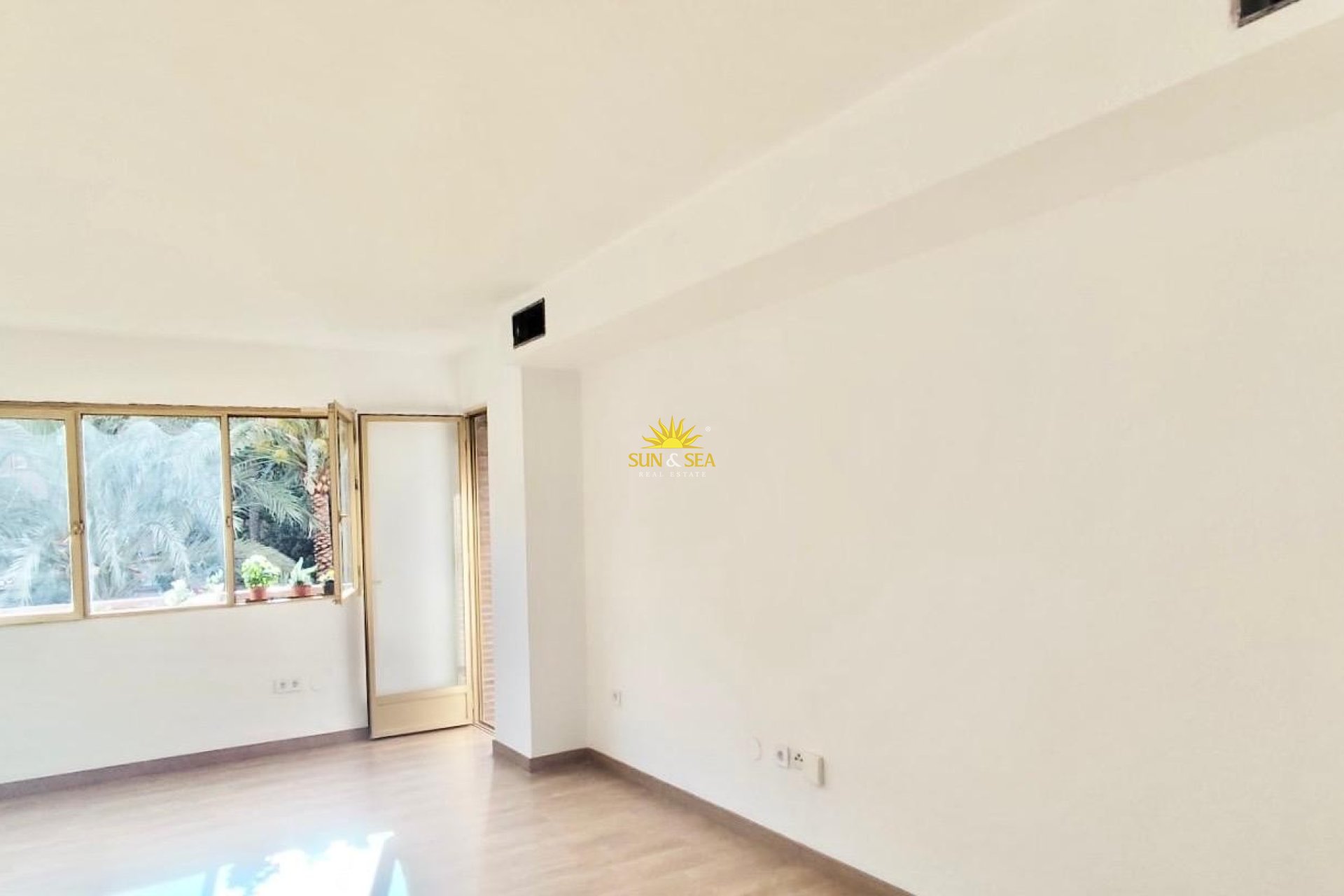 Location à long terme - Appartement - Alicante (Alacant)