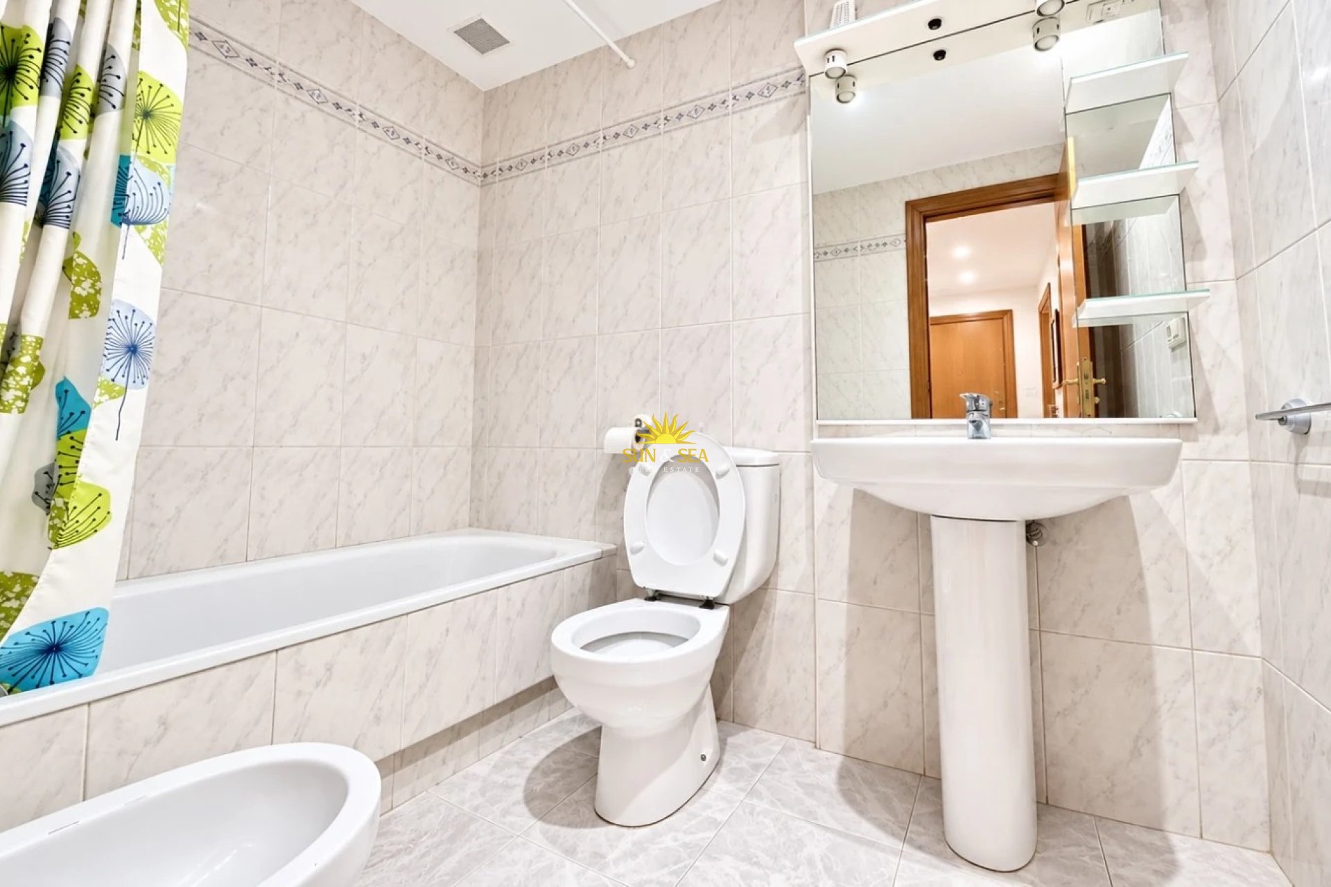 Location à long terme - Appartement - Alicante (Alacant)