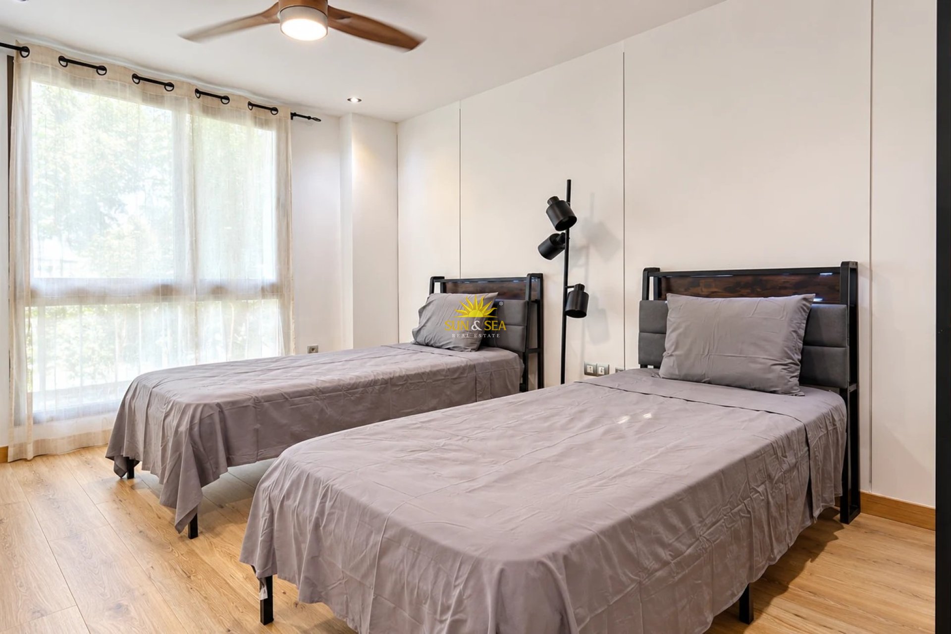 Location à long terme - Appartement - Alicante (Alacant)