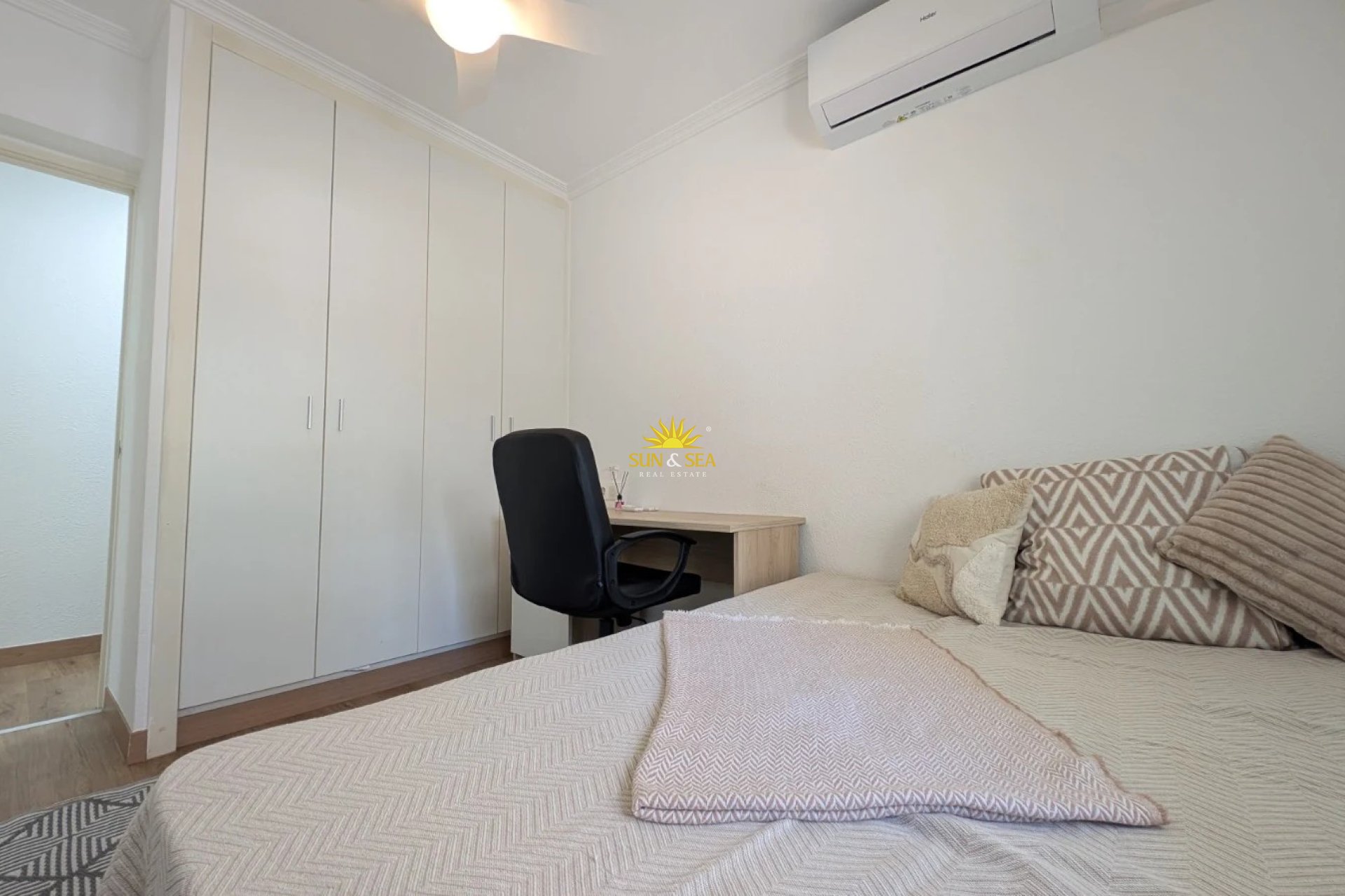 Location à long terme - Appartement - Alicante (Alacant)