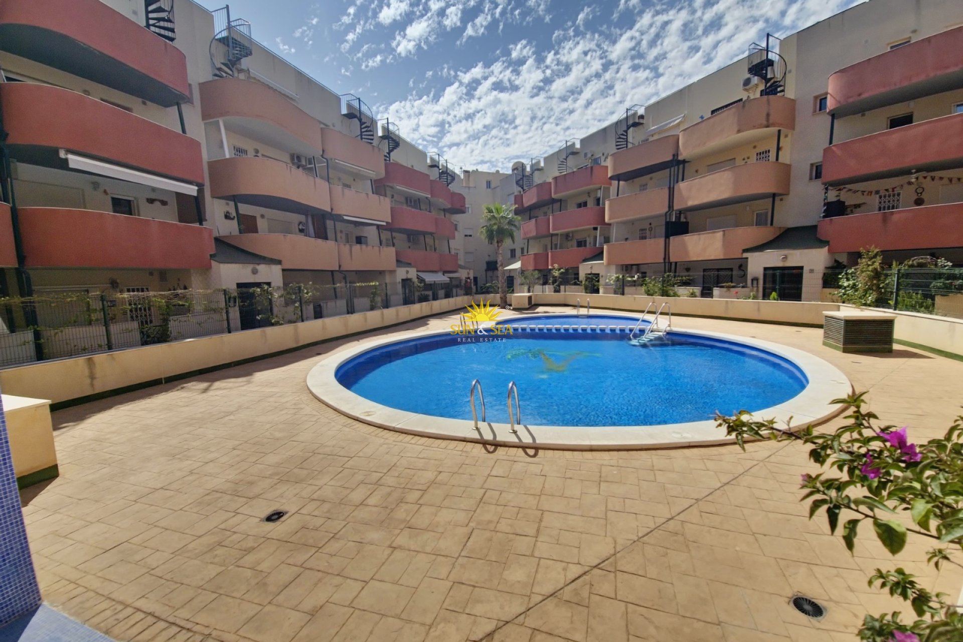 Location à long terme - Appartement - Almoradí